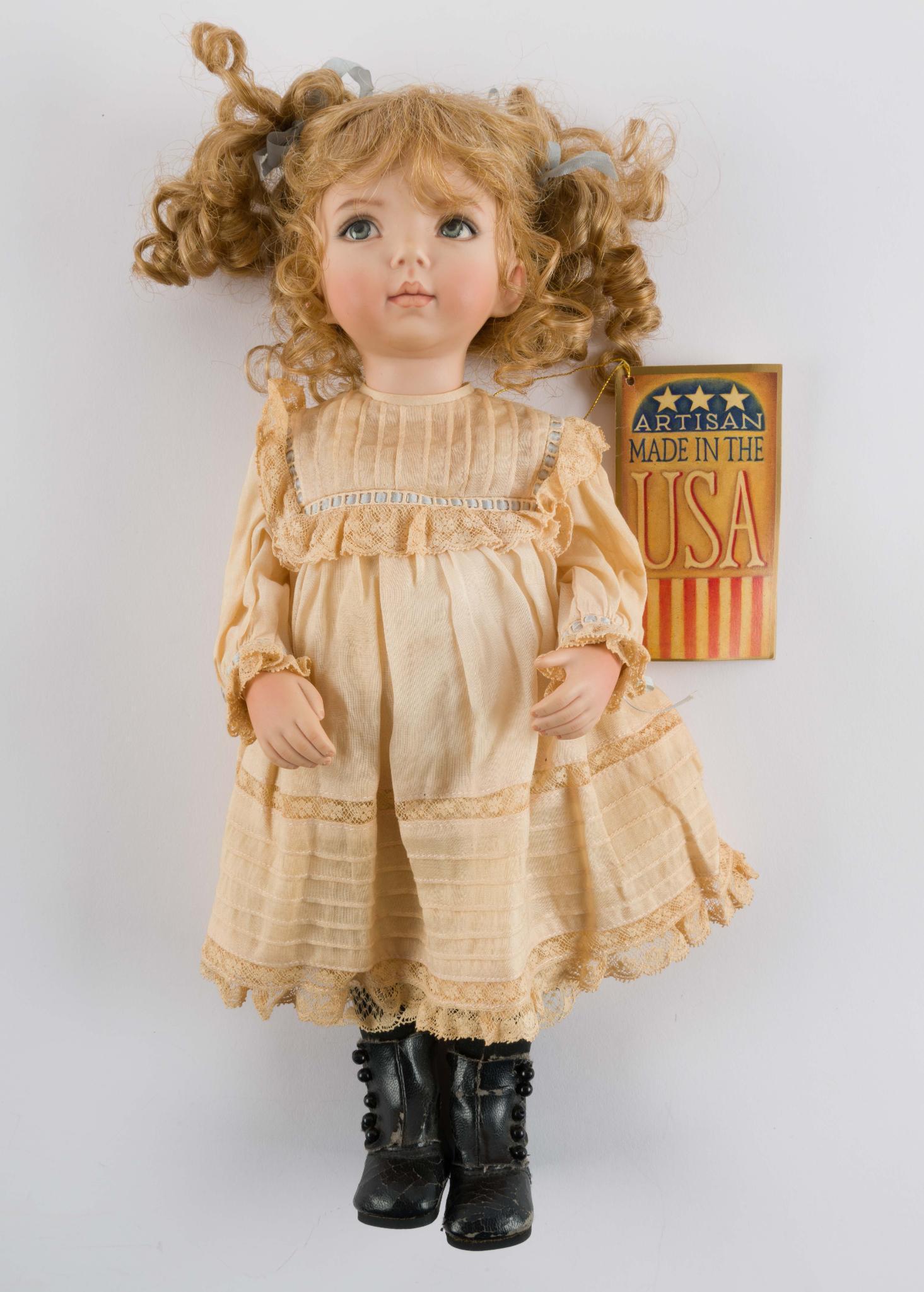Dianna Effner / Geri Uribi Doll (1 of 2)