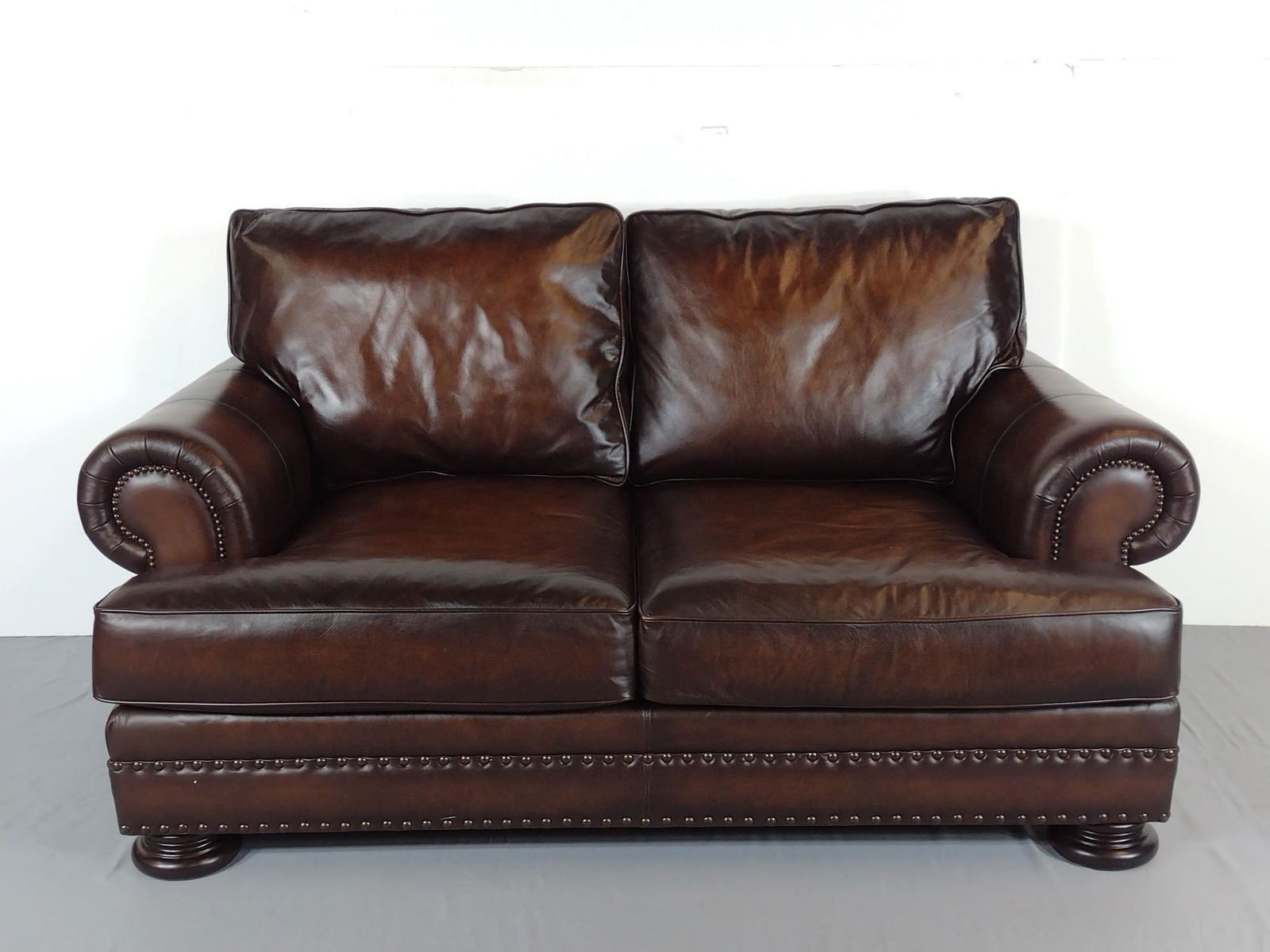 Bernhardt outlet leather loveseat