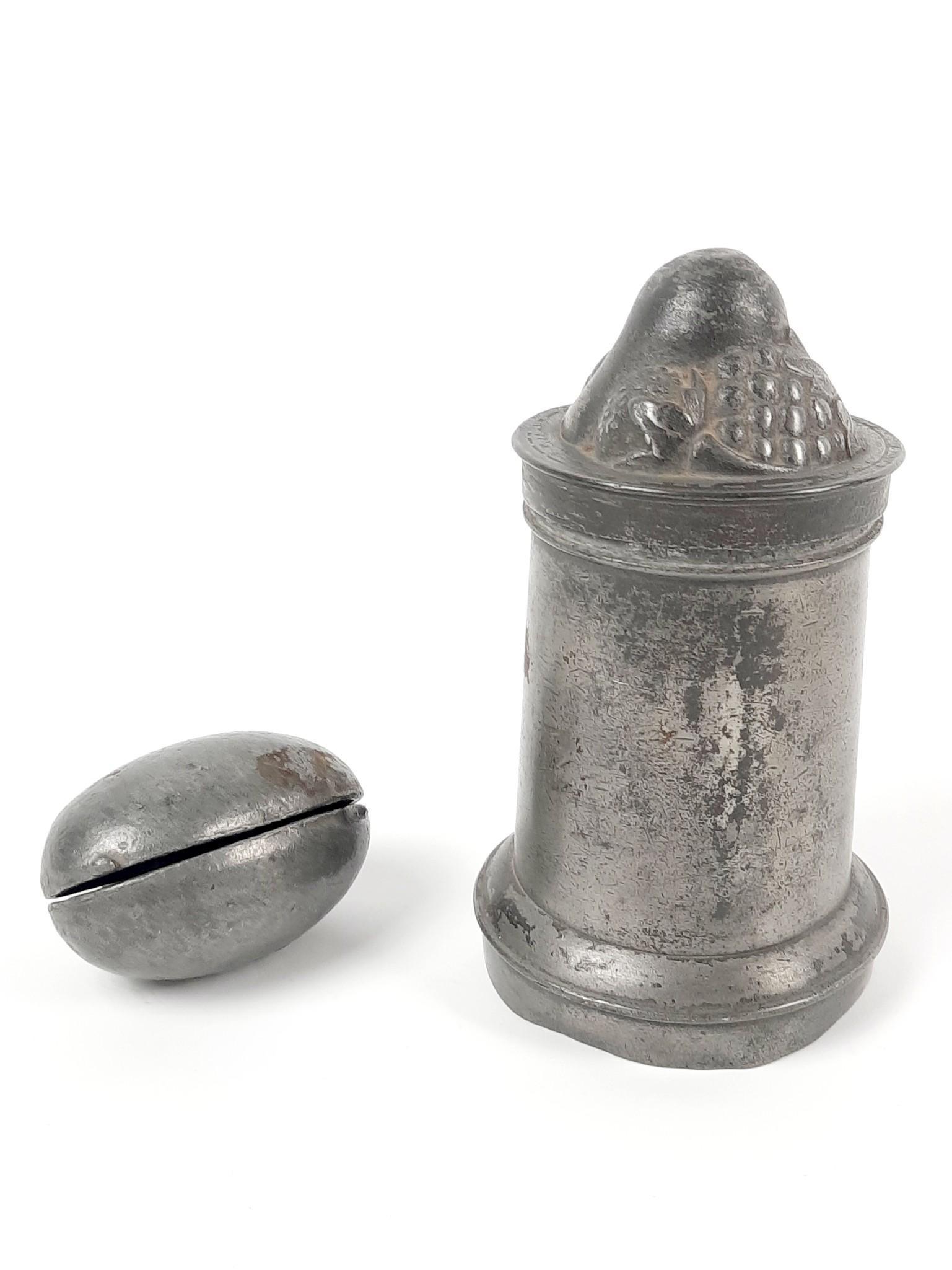 2 Pewter Molds (1 of 3)