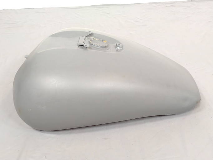 2004 Honda VTX 1800 Gas Tank (0203) on Jan 07, 2023 Cordier Auctions