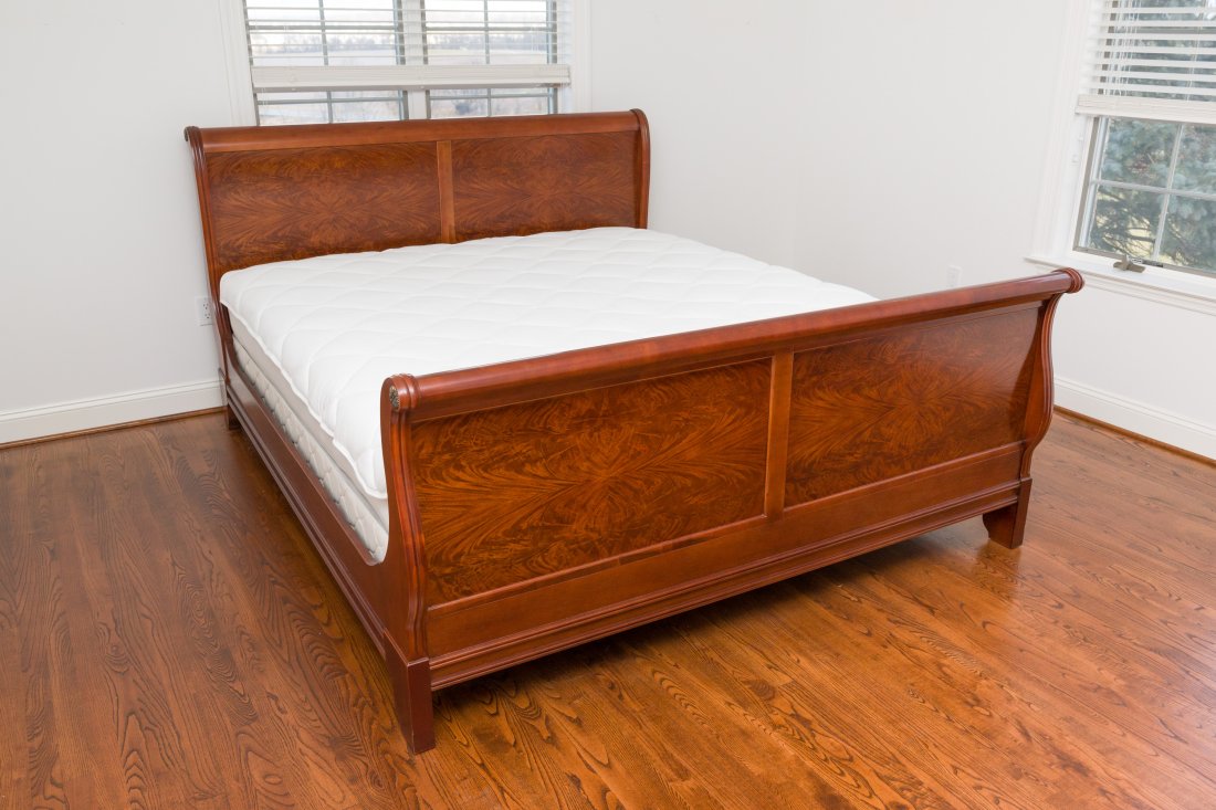 Drexel Sleigh Bed: Includes Lemoyne Sleep Chiro-Guard Ultimate mattress and box spring. 75-1/2" wide x 91" deep x 45" high. Minor loss to one leg. LR / WP IMPORTANT: Before bidding, please read the terms and conditions.