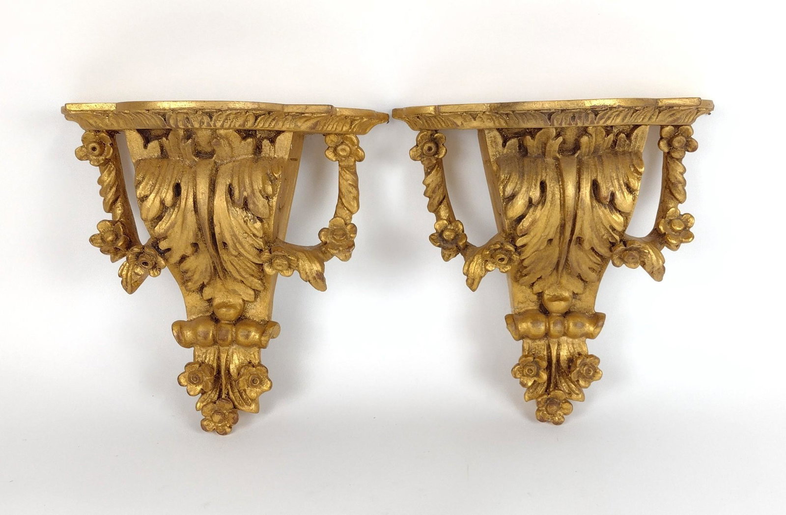 Pr. Wall Shelves (1 of 2)