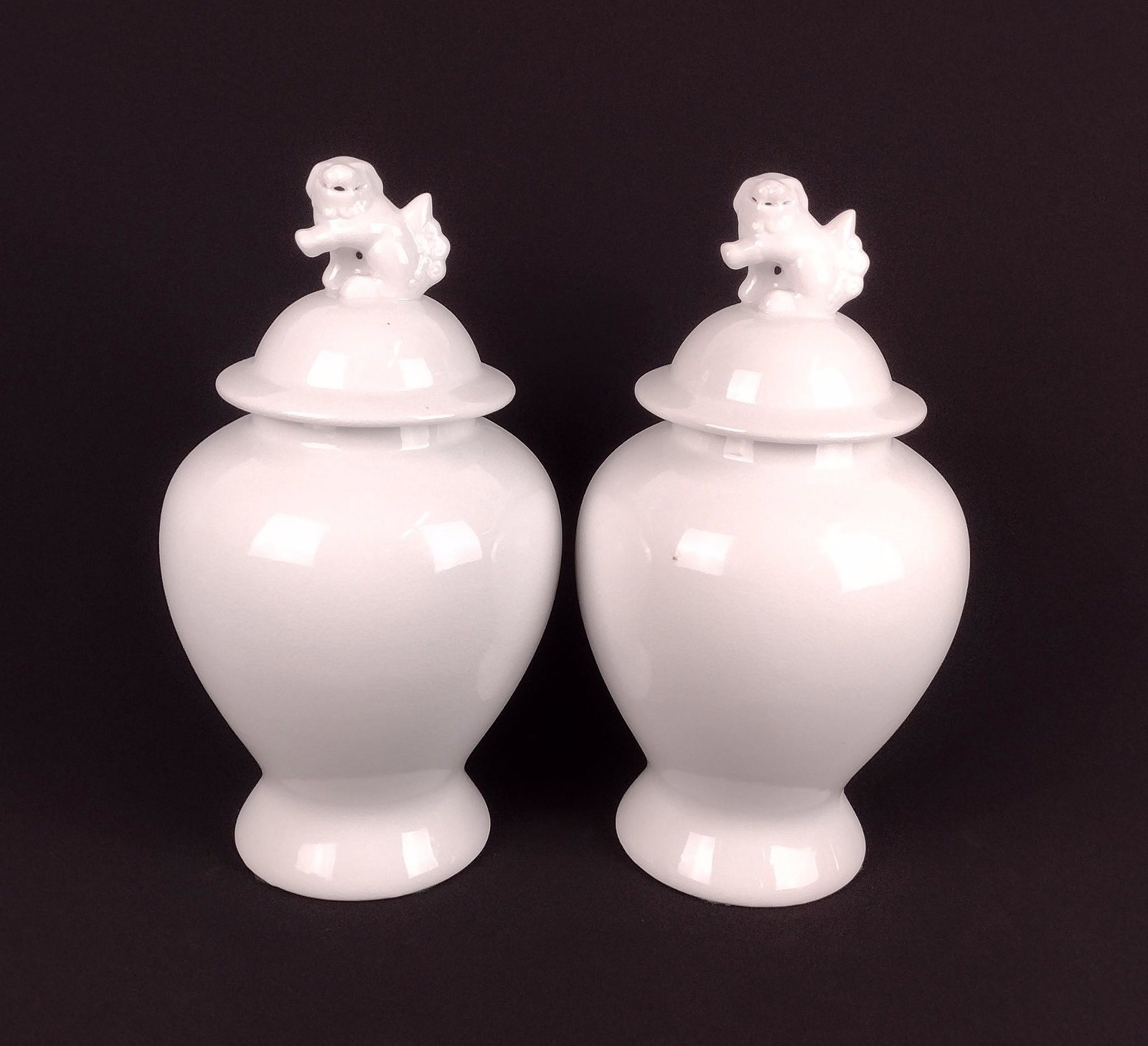 Pair Foo Dog Lidded Jars (1 of 3)