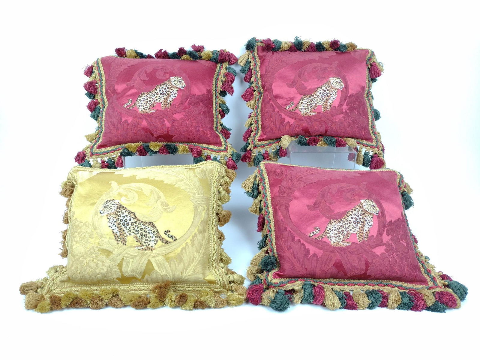 4 Passamaneria Toscana Throw Pillows with Leopards (1 of 5)