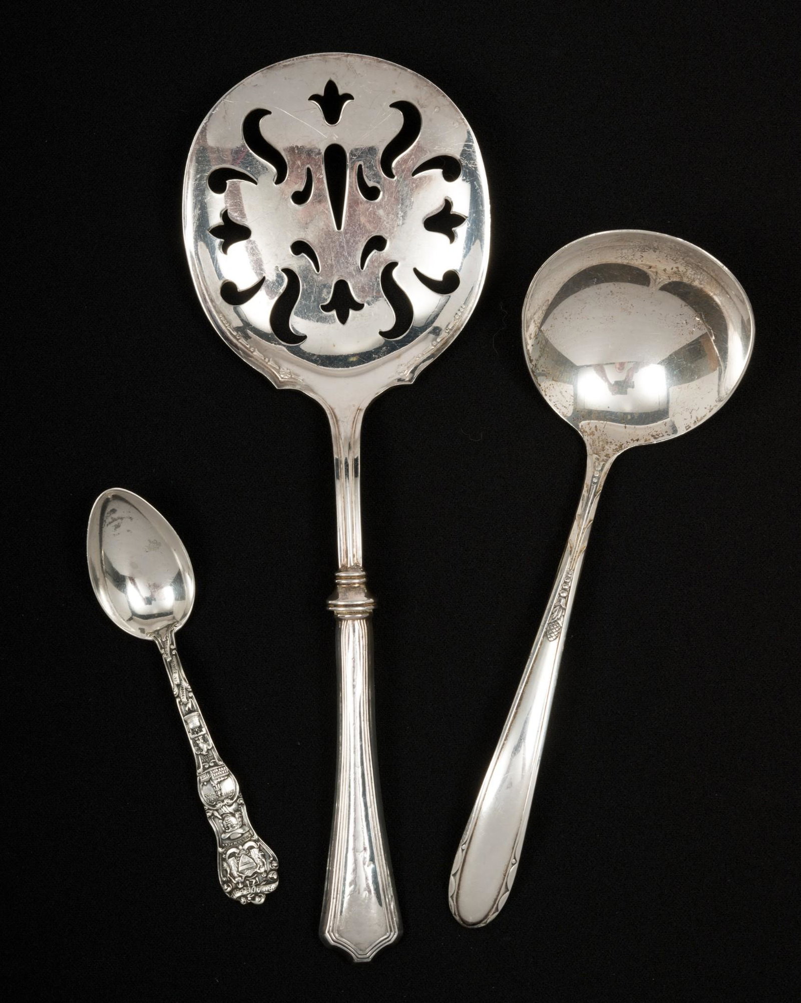 3 Pcs Sterling Flatware Incl Oneida (1 of 11)