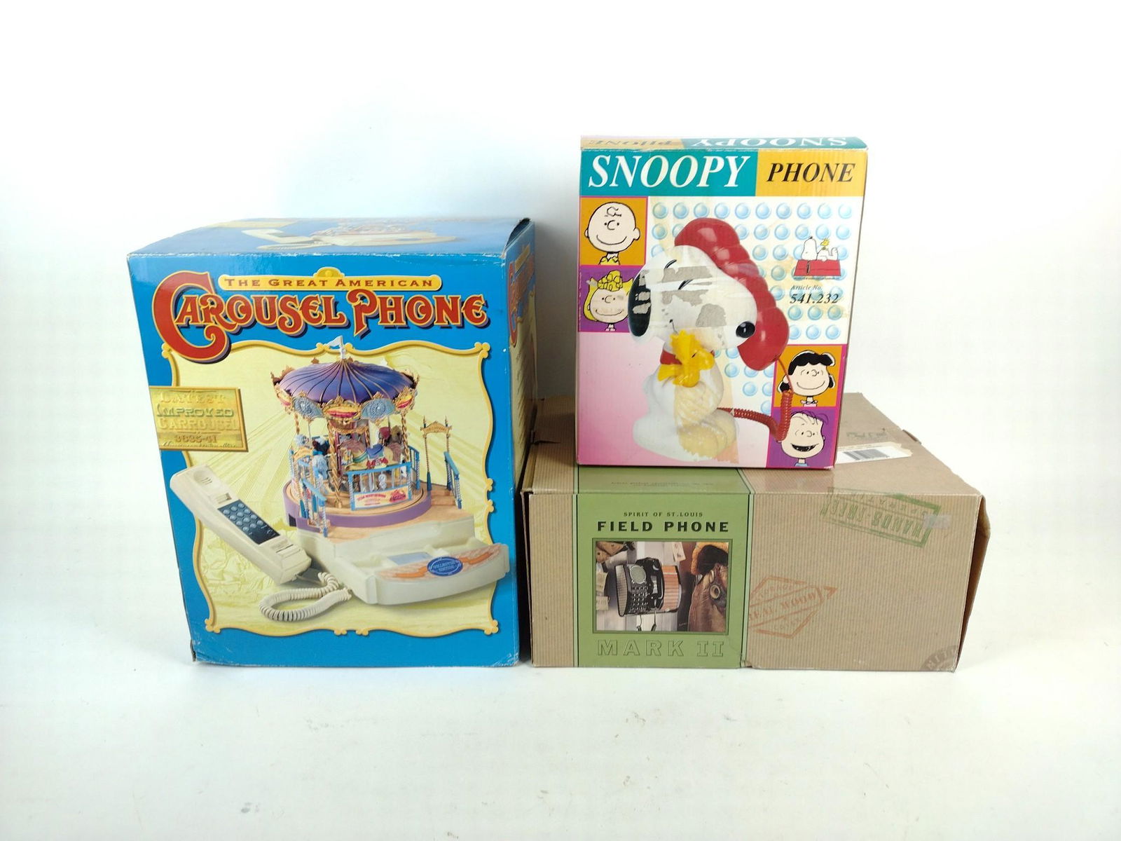 3 Vintage Phones (1 of 4)