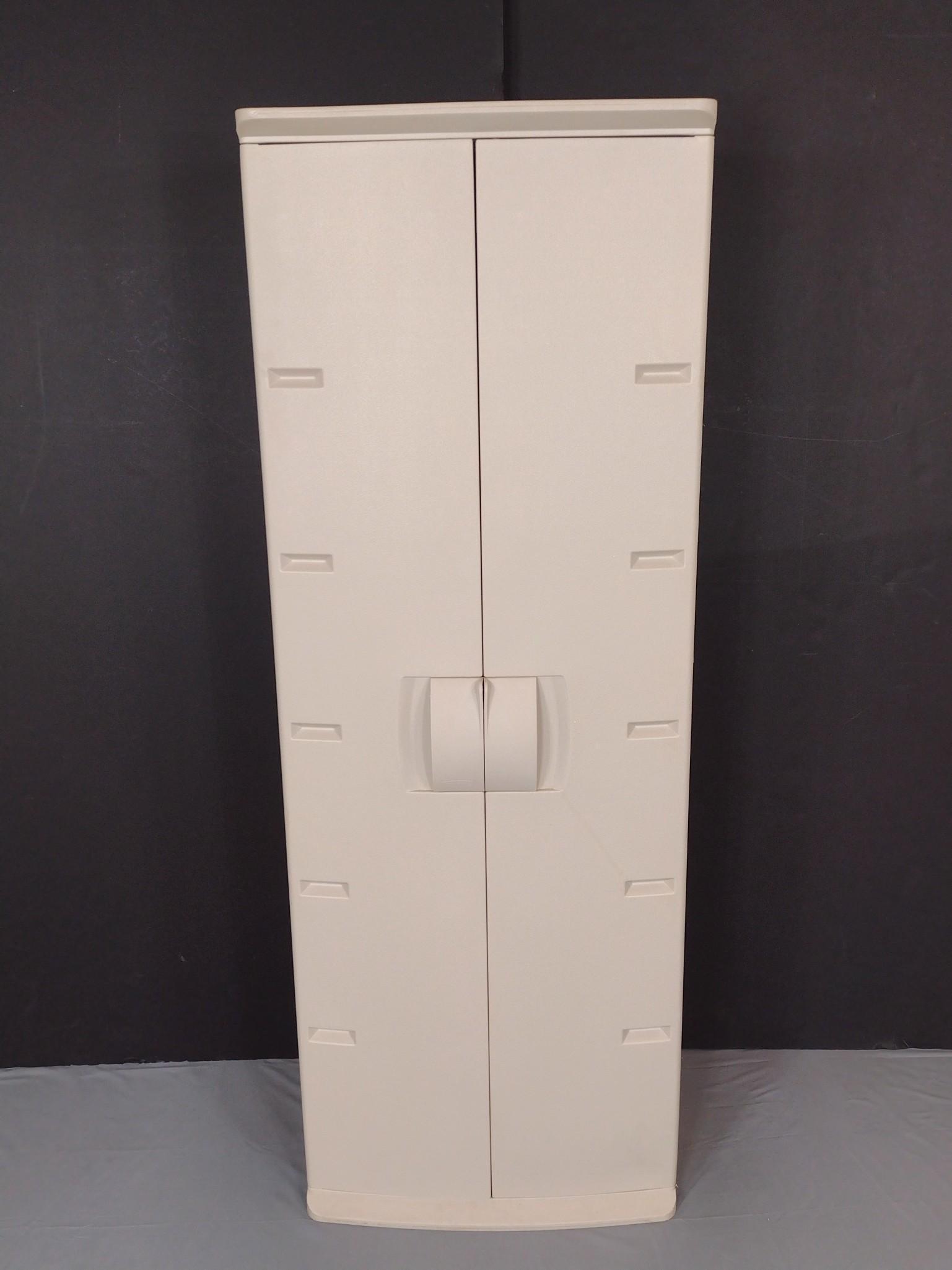 Rubbermaid Storage Cabinet (1 of 5)