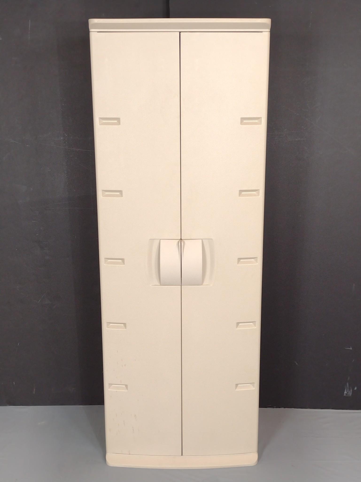 Rubbermaid Storage Cabinet (1 of 5)