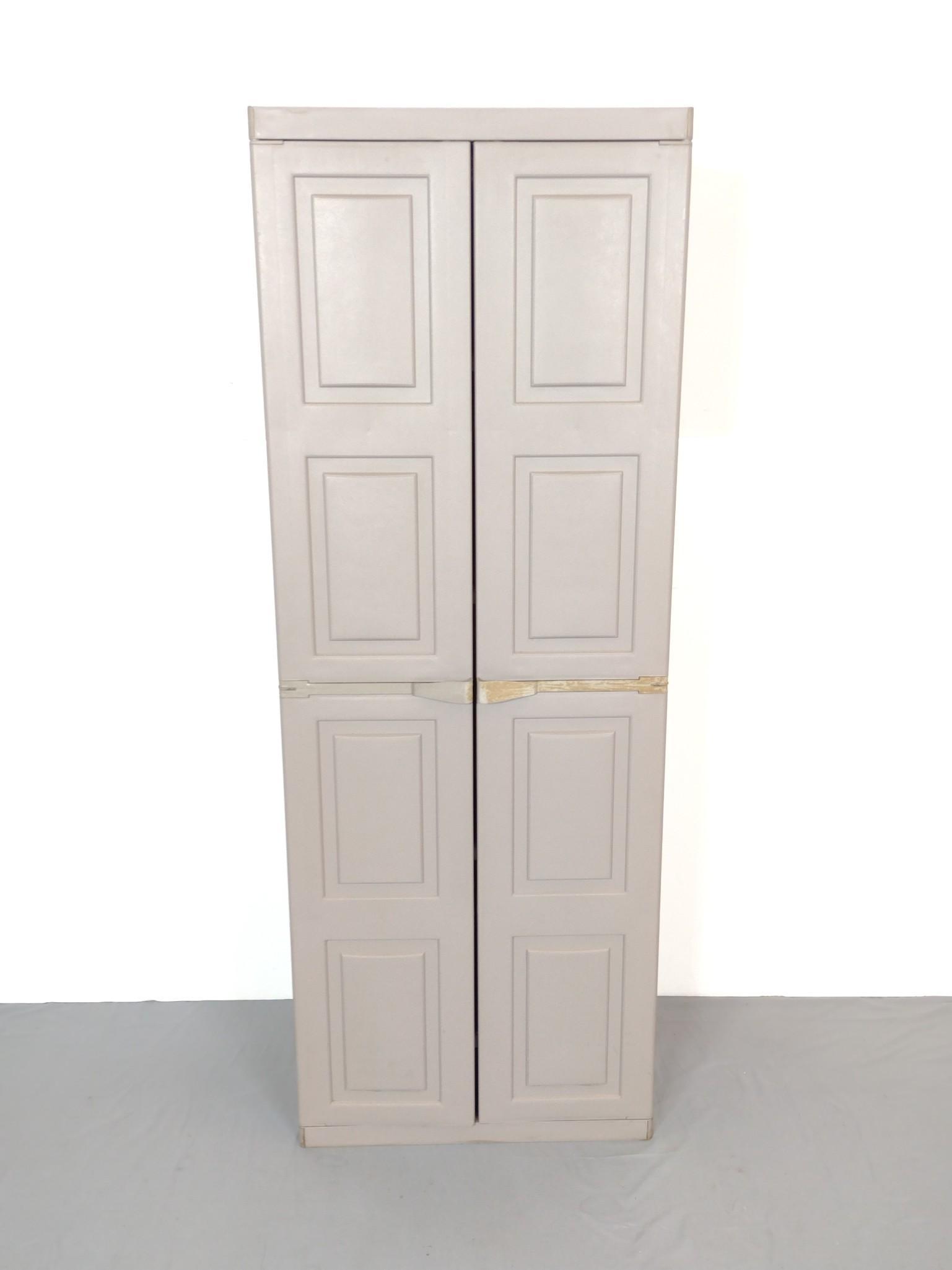 Storage Cabinet (1 of 5)