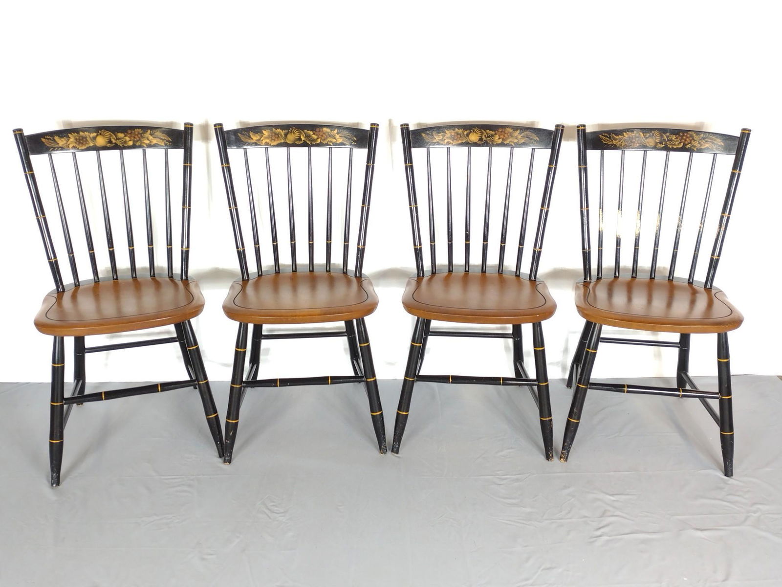 4 Hitchcock Stenciled Side Chairs (1 of 6)