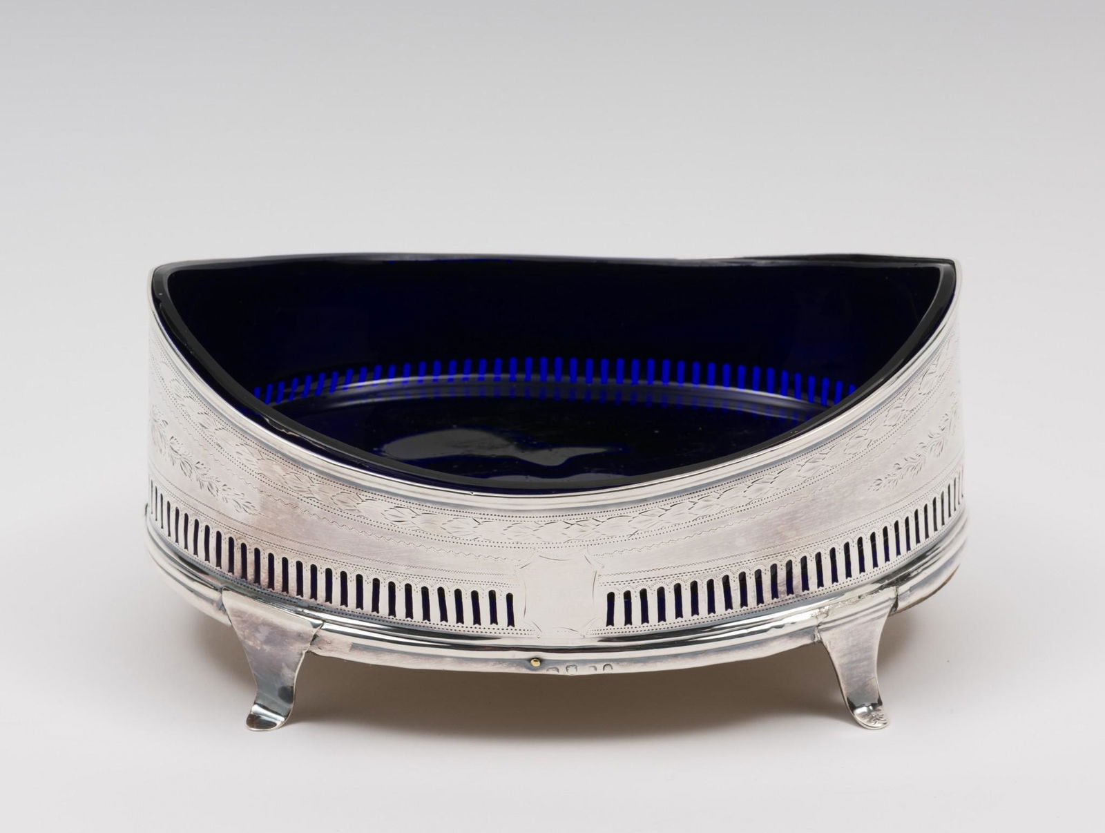 Sterling Cobalt-Lined Dish (1 of 7)
