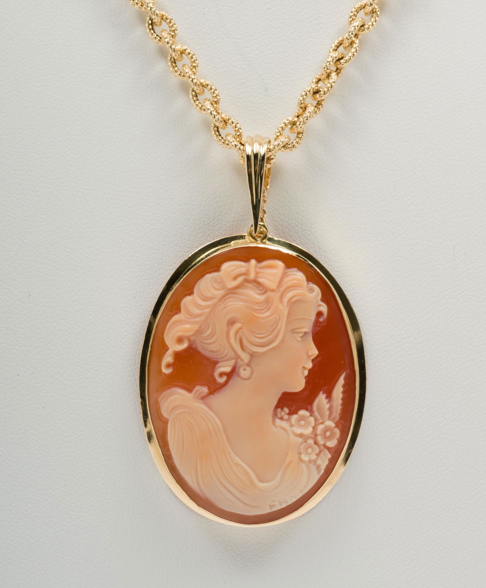 18K Italian Gold Shell Cameo Pendant on 14K Gold Chain (1 of 7)
