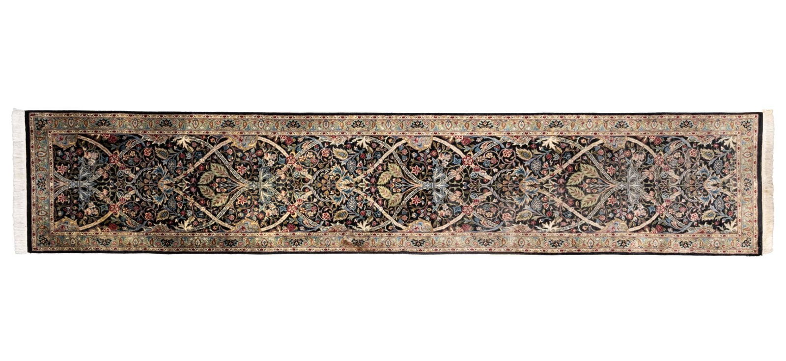 Contemporary Runner (1 of 7)