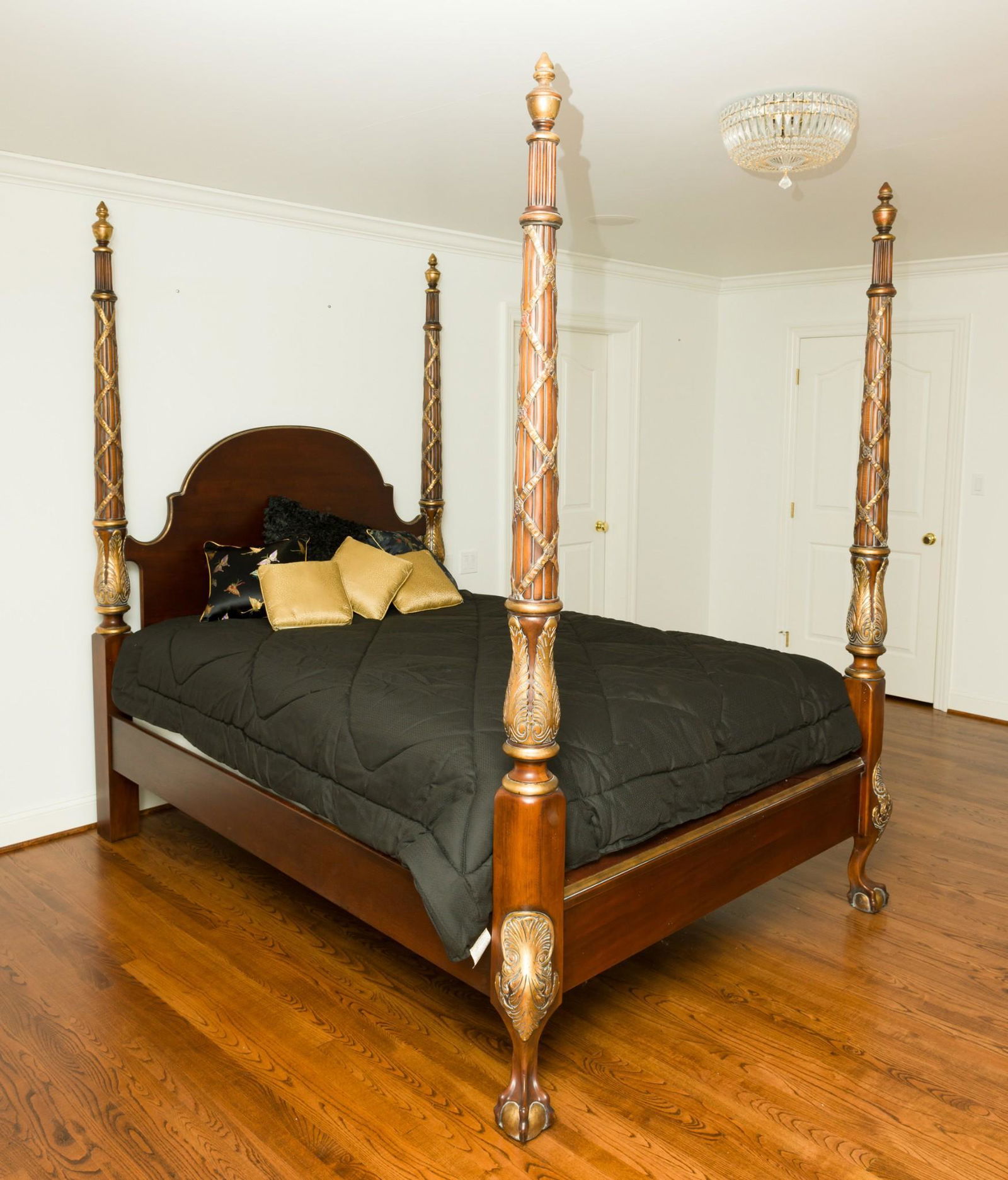 Century Furniture Queen Four Poster Bed with Mattress (1 of 7)