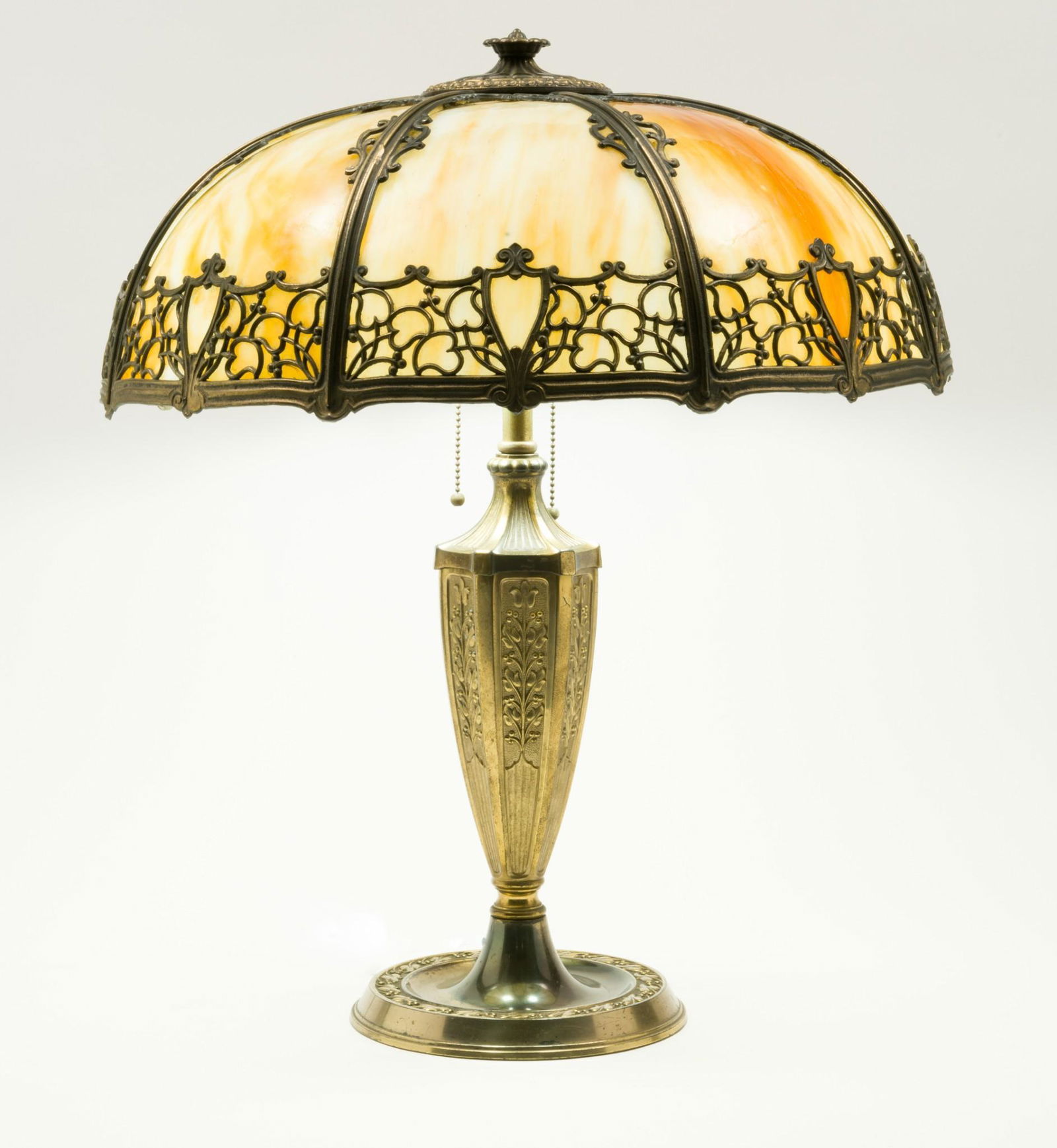 Art Nouveau 8 Panel Slag Glass Lamp (1 of 6)