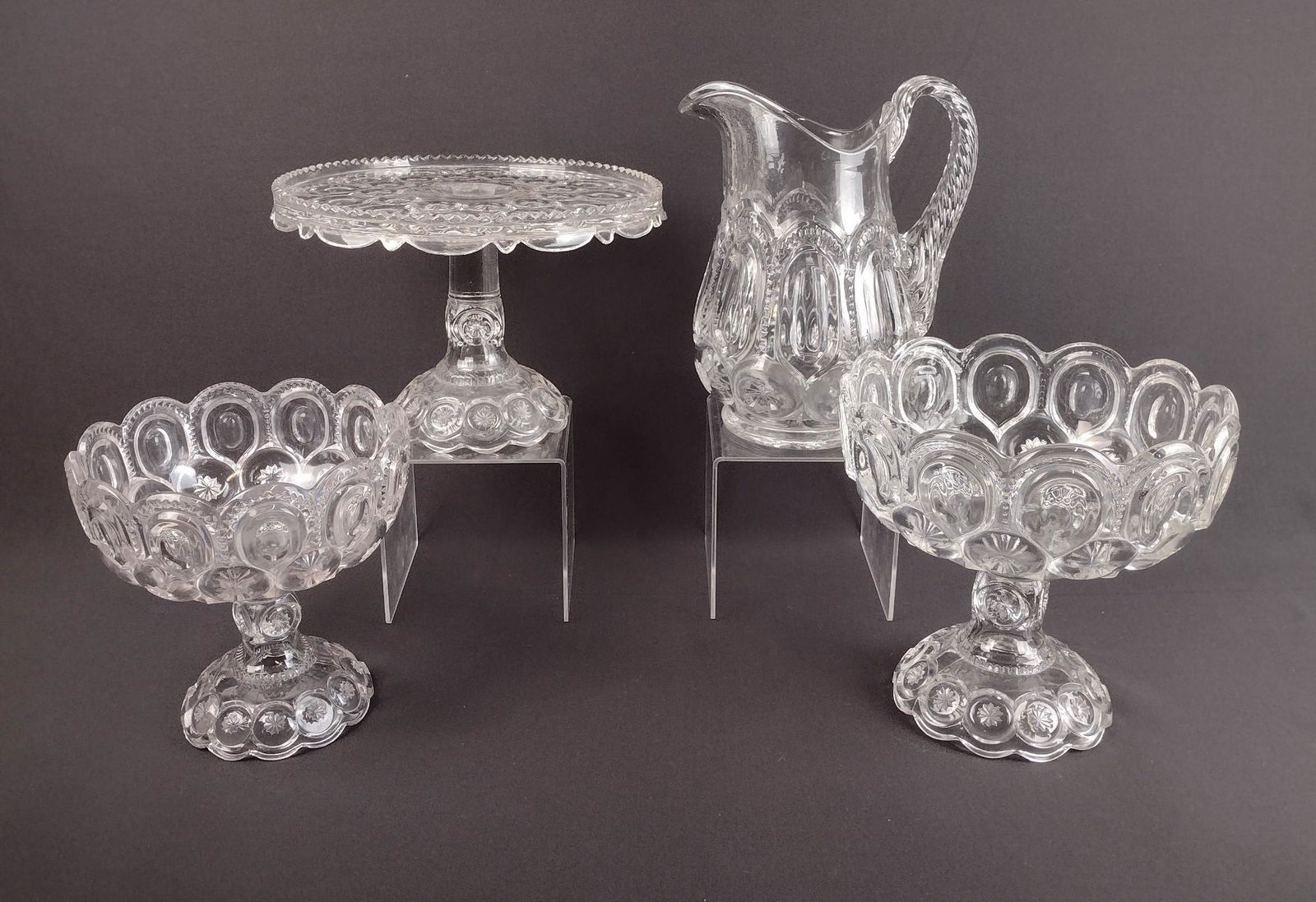 4 Pcs EAPG Moon & Star Glassware incl Pitcher (1 of 5)