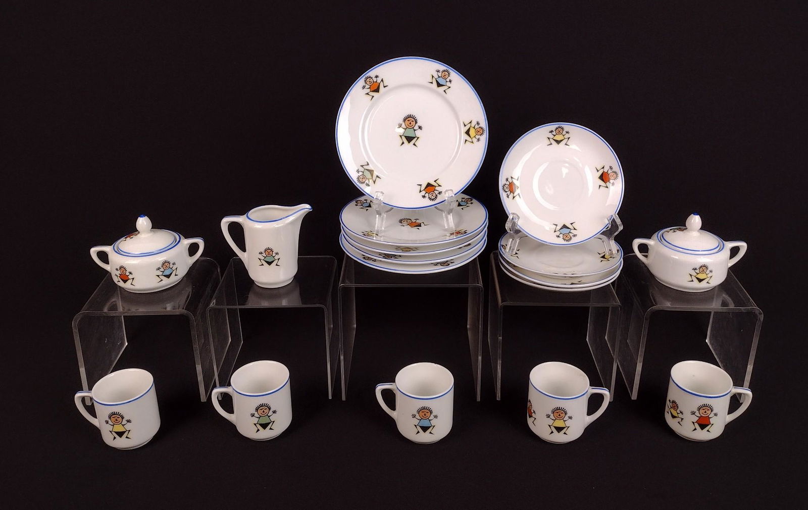 17 Pcs Royal Rudolstadt Child's Tea Set (1 of 5)