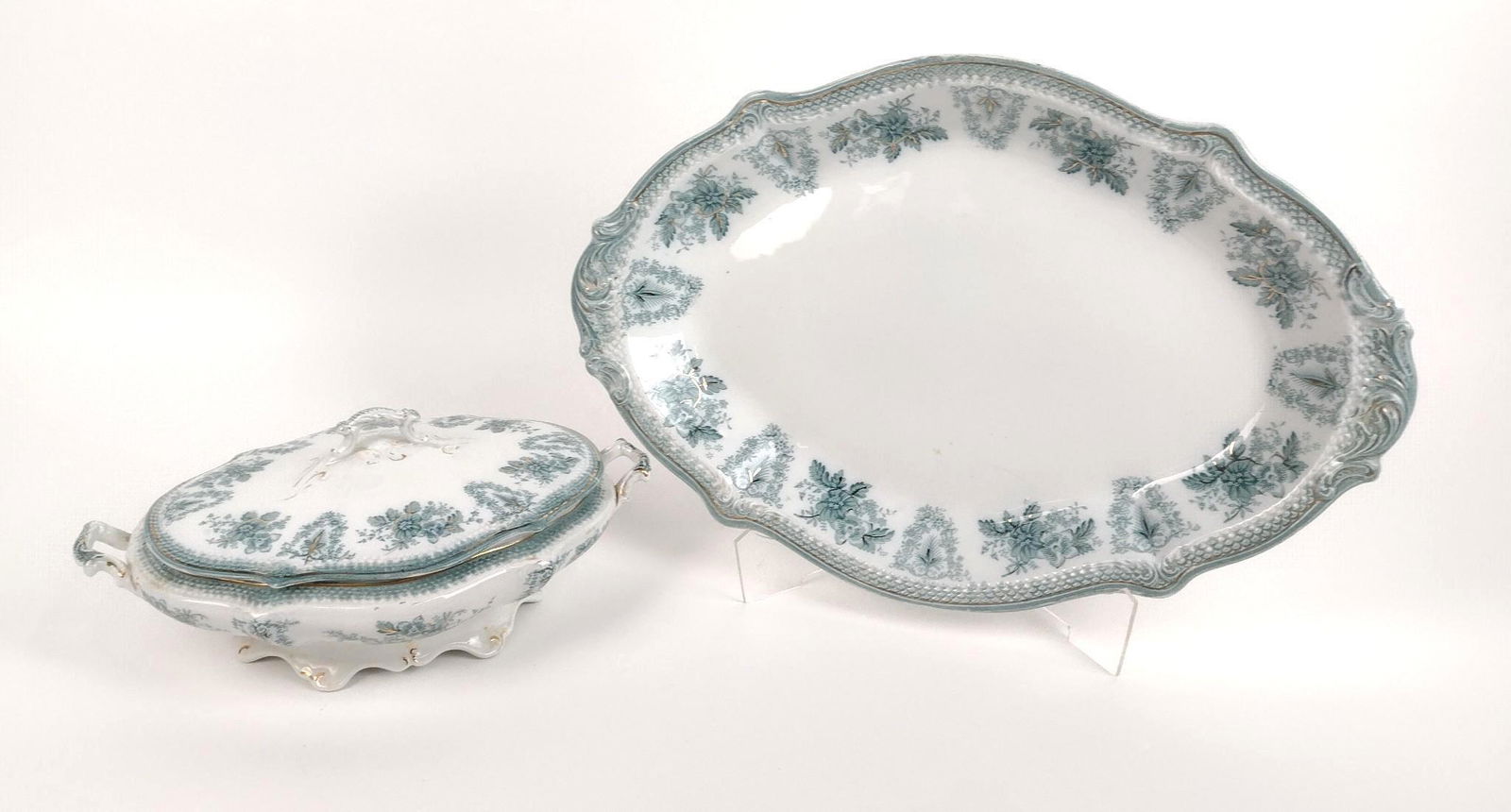 W.H. Grindley & Co. Platter & Vegetable Bowl (1 of 3)