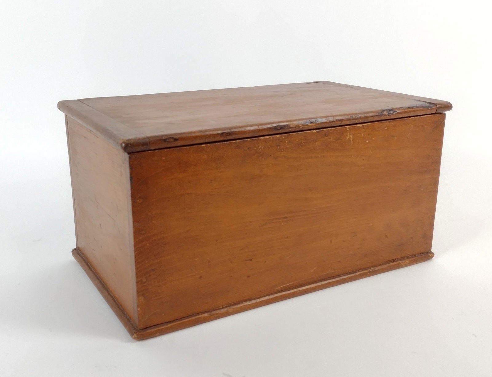 Antique Valuables Box (1 of 6)