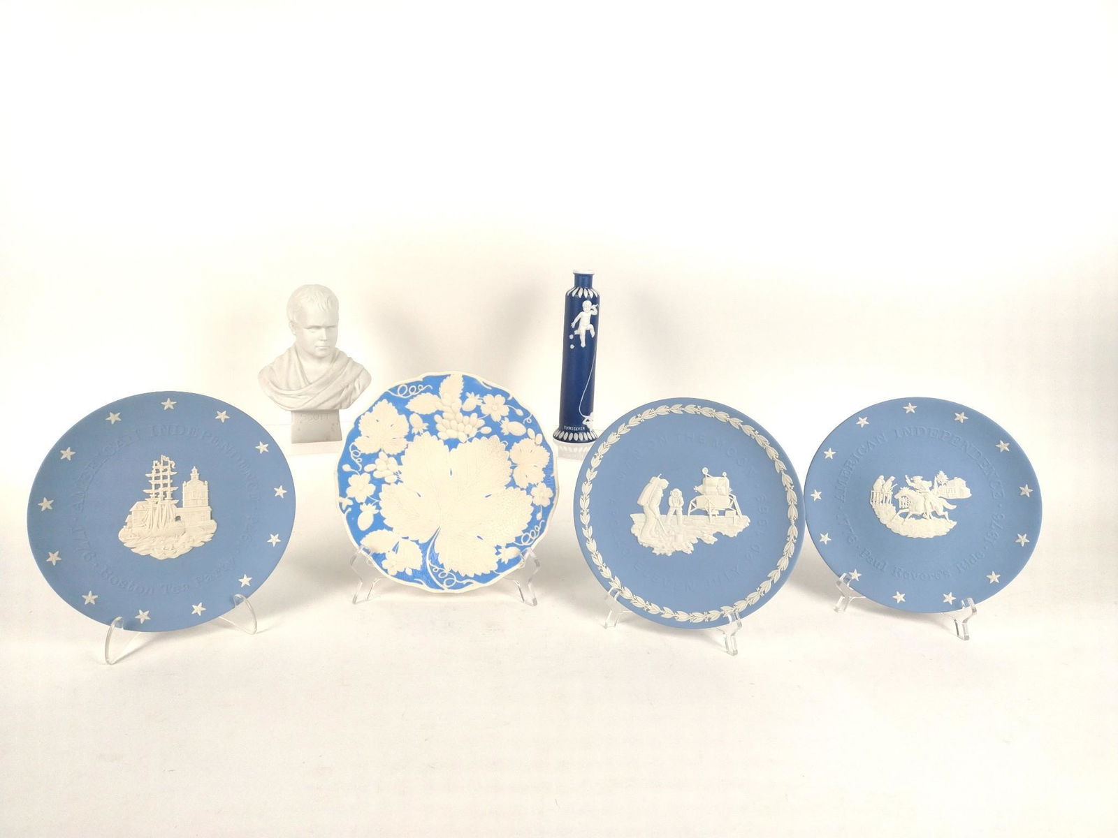6 Pcs Porcelain incl Bust of Scott (1 of 8)