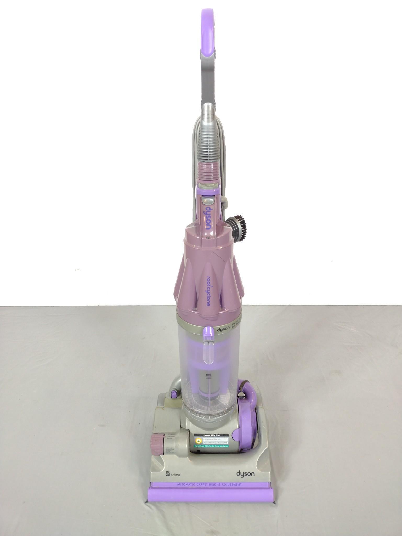 Dyson DC07 Animal Vacuum (1 of 5)