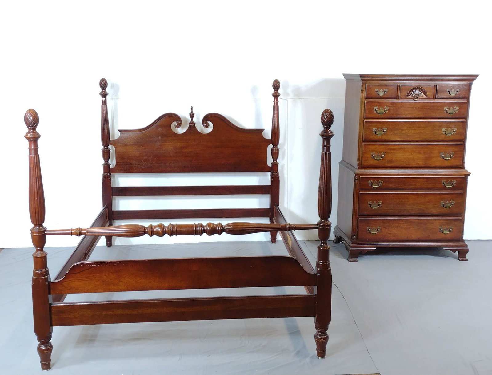 Mahogany Bed & Tall Chest By Kling: Bed 57" wide X 81" deep X 54-1/2" high. Tall Chest 35" wide X 20" deep X 56-1/4" high. Both have some light scratches. MG. IMPORTANT: Before bidding, please read the terms and conditions. When you reg