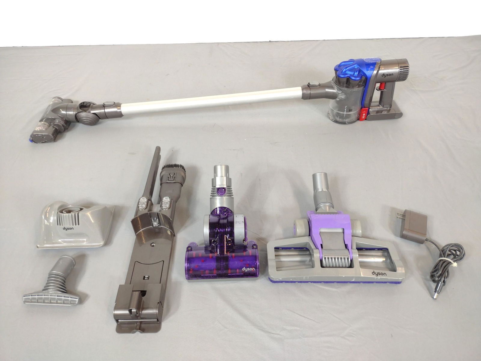 Dyson DC35 Multi Floor Handheld With Accessories (1 of 6)