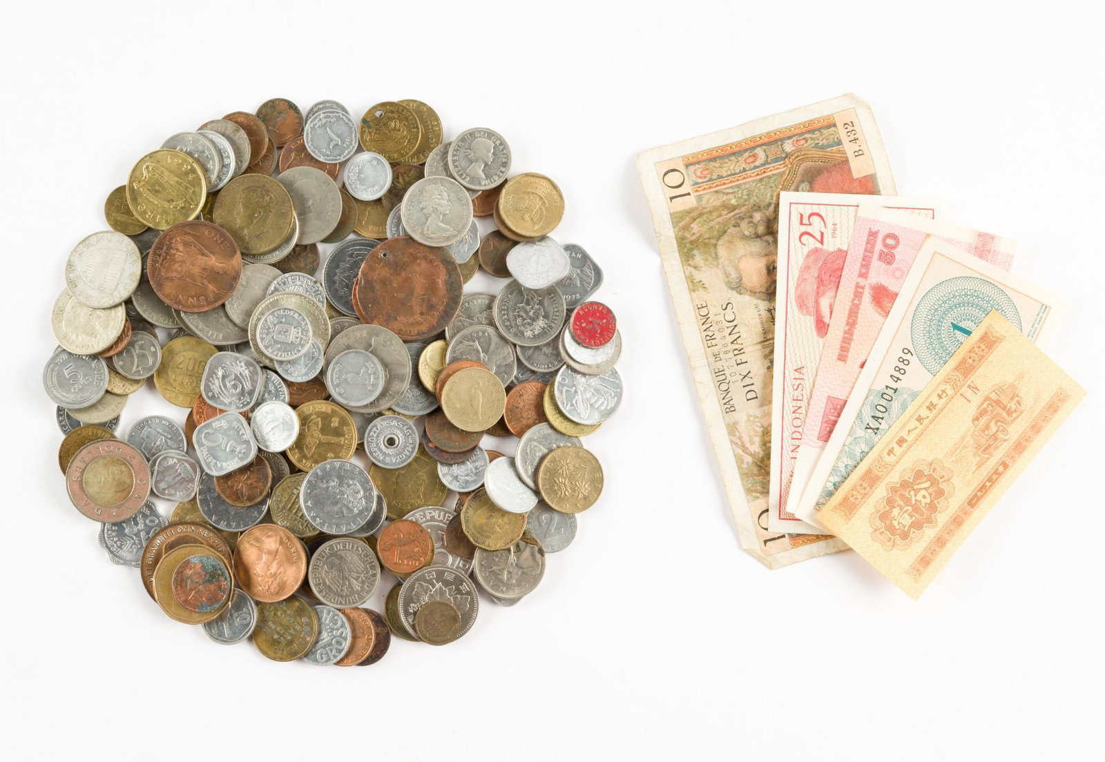 Group of World Coins and Currency Incl Mid East: Also Canada, Slovenia, Ireland, England, Hungary, Indonesia, South America. MH IMPORTANT: Before bidding, please read the terms and conditions. When you registered for the auction you agreed to these 