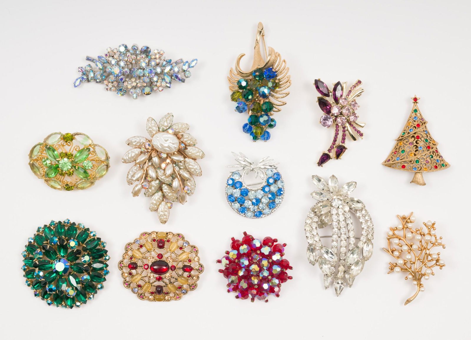 12 Vintage Rhinestone and Bead Brooches (1 of 20)