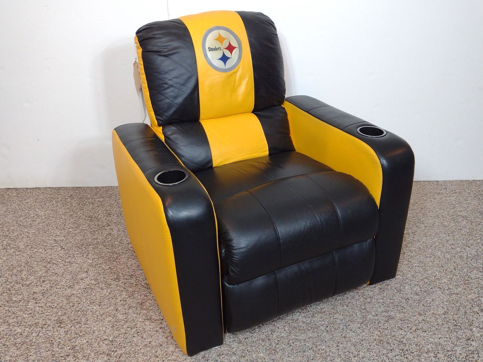 Berkline recliners 2024 near me