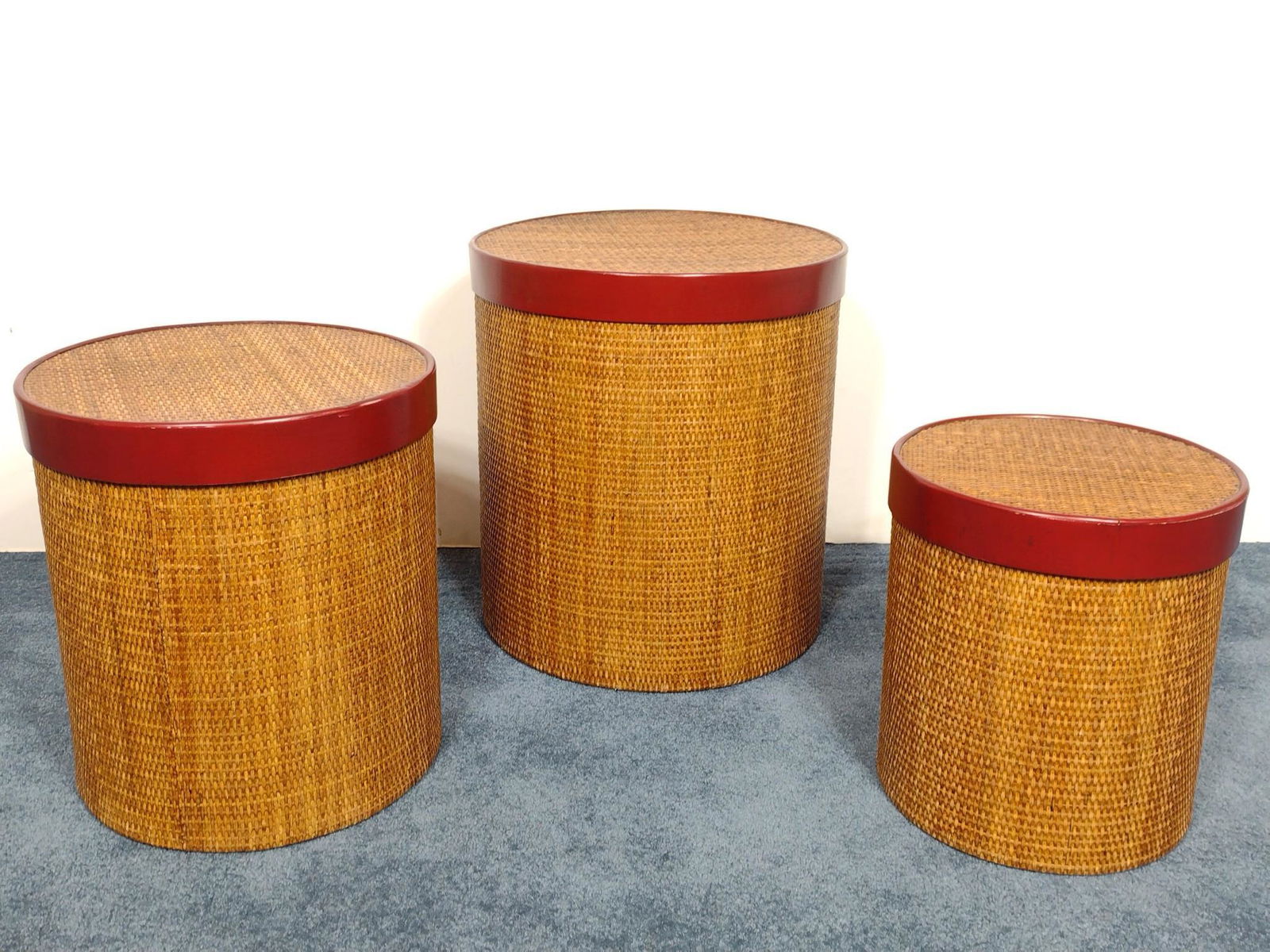 3 Round Nesting Boxes (1 of 3)