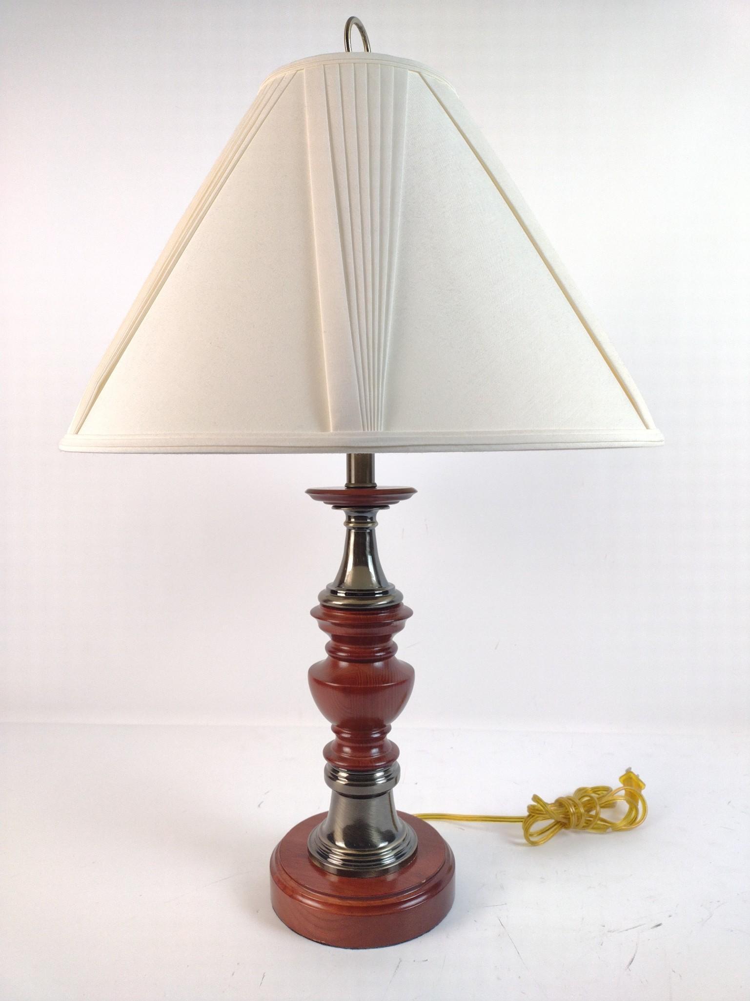 Table Lamp (1 of 3)