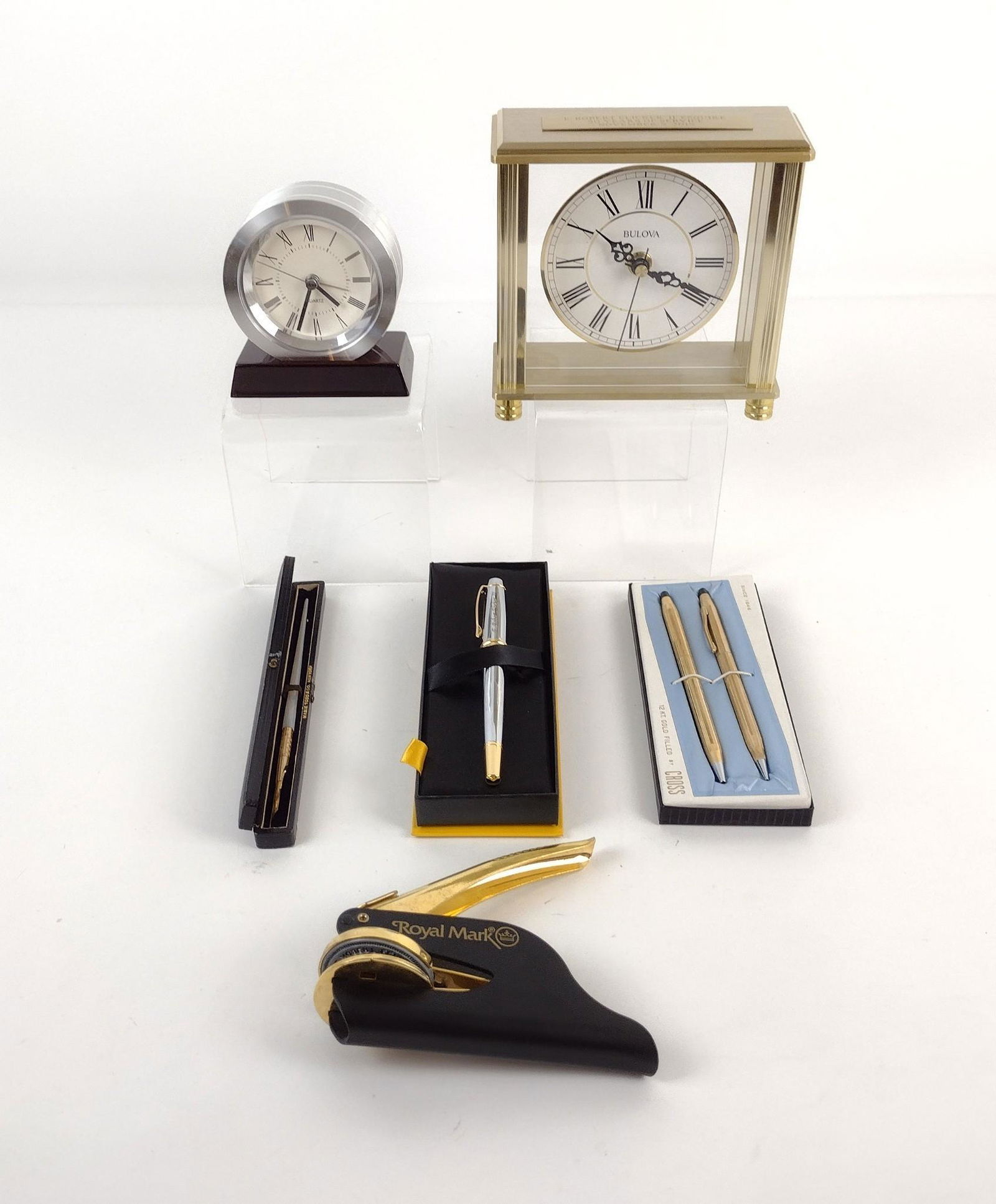 8 Desk Articles (1 of 7)