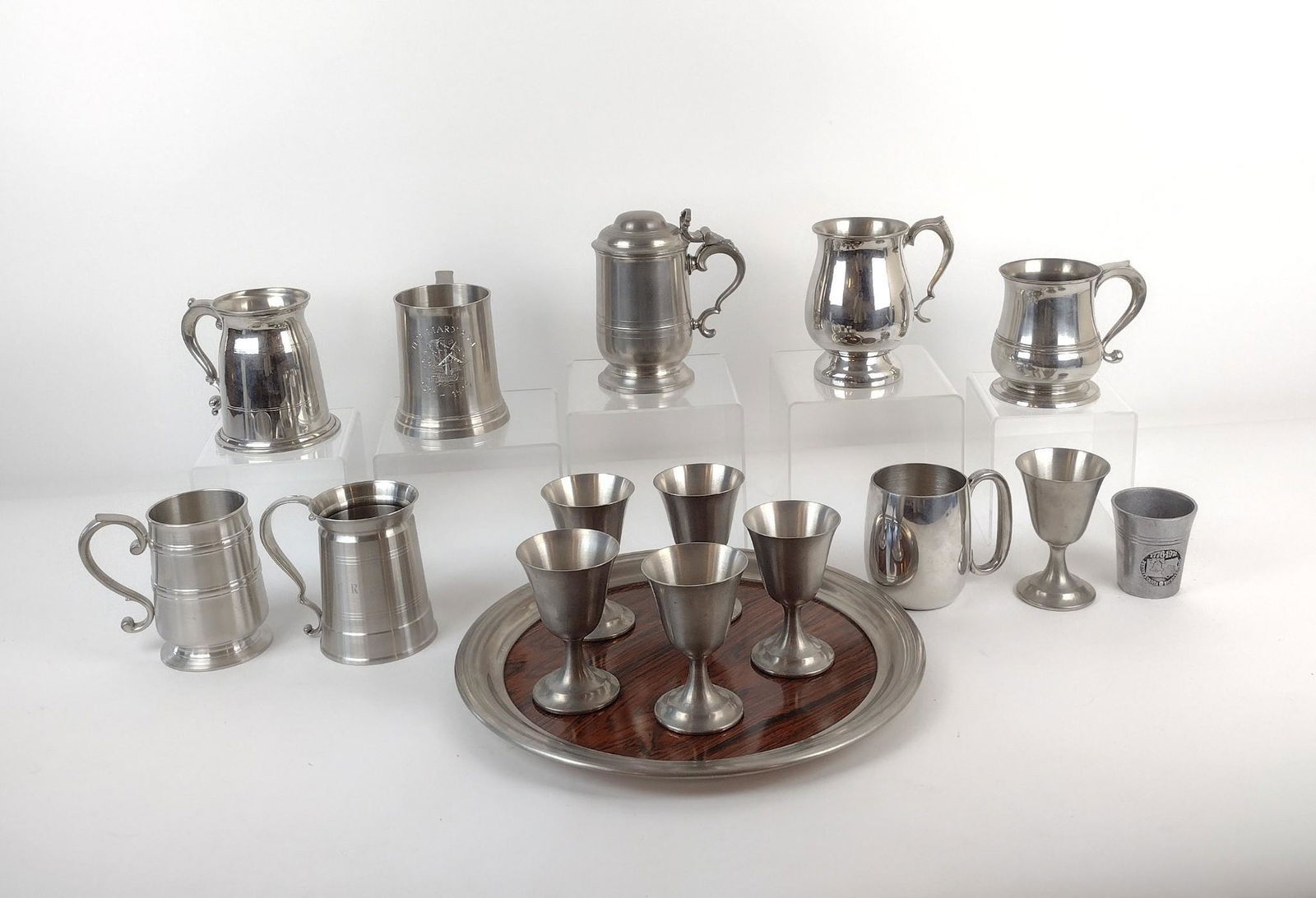 16 Pcs Pewter incl Crown & Rose (1 of 9)
