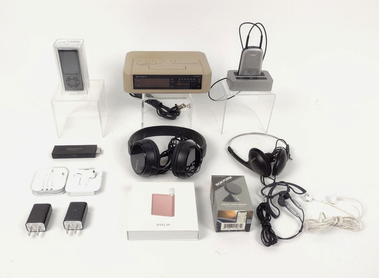 15 Electronics incl iPod Nano (1 of 6)