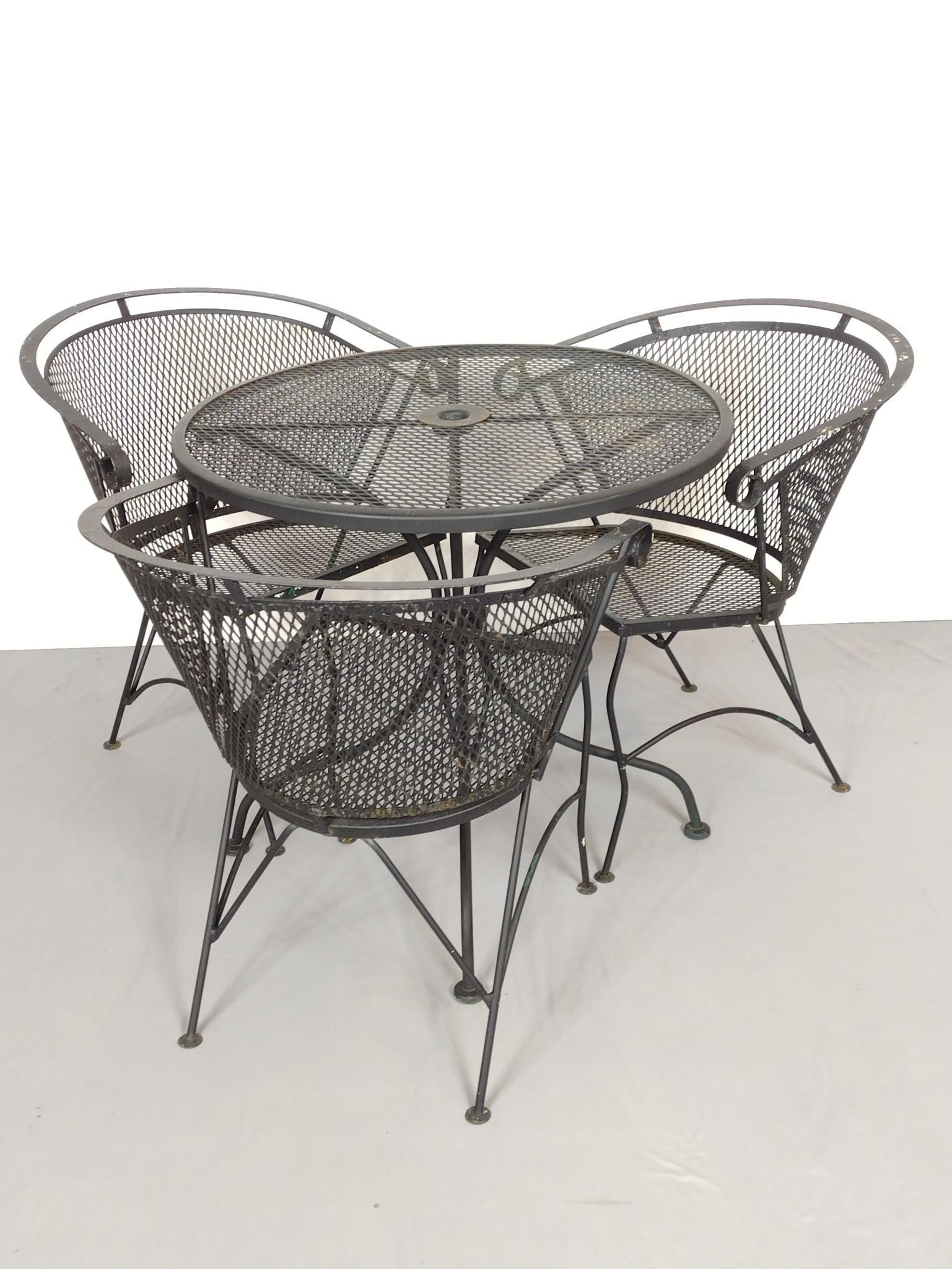 4 Pc Metal Patio Set (1 of 6)