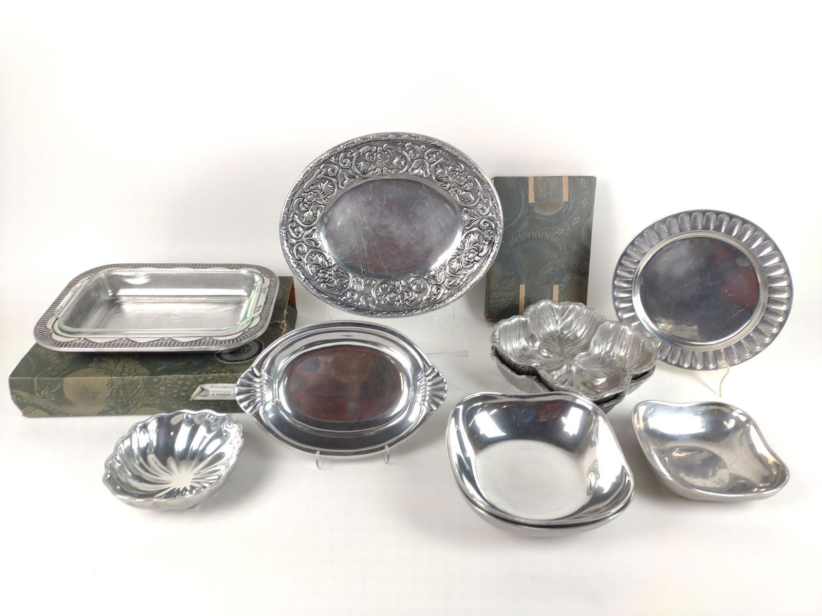 9 Pcs Wilton Pewter (1 of 7)