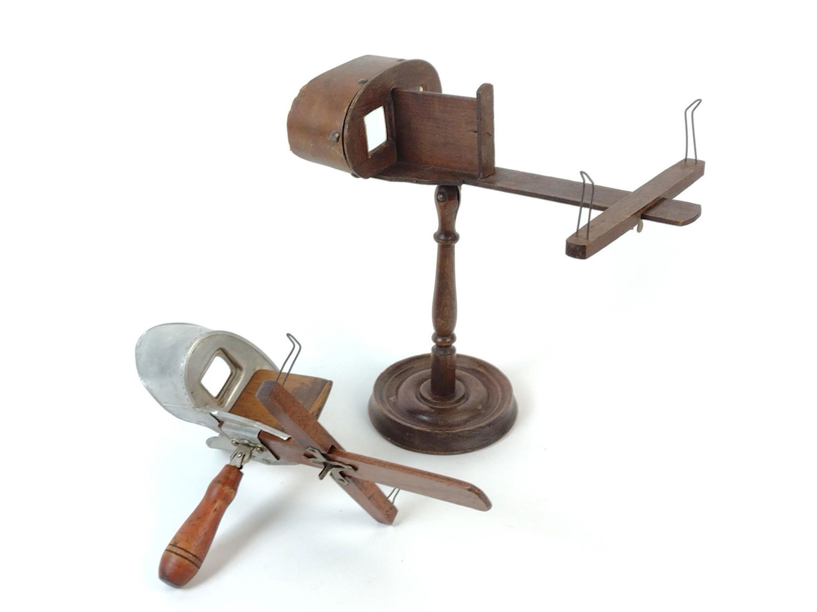 2 Stereoviewers incl Underwood & Underwood (1 of 6)