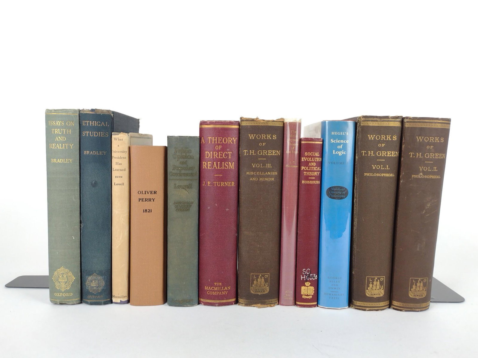 12 Books Incl Works Of T.H. Green: Includes Science of Logic. Hegel. 1966 ; The Life of Oliver Hazard .Perry Niles.1821; Public Opinions and Popular Government. Lowell. 1930; What a University President has Learned. Lowell. 1938; A The
