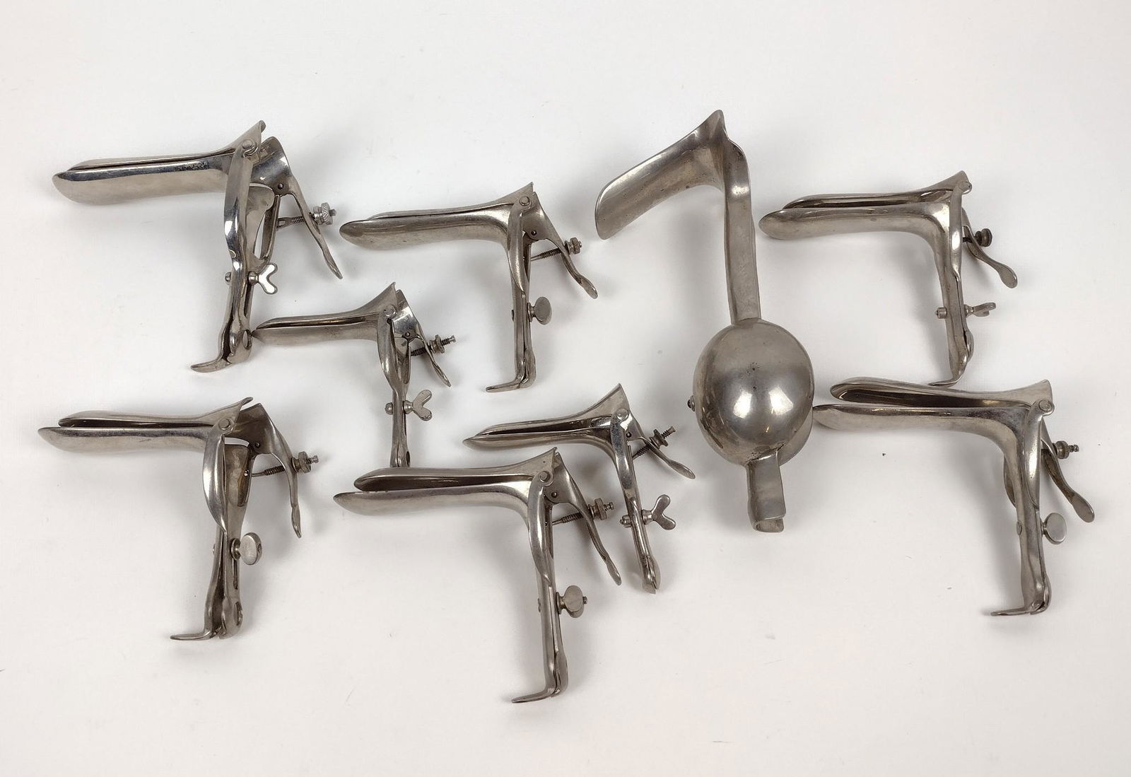 9 Vintage Speculums incl Weighted (1 of 1)