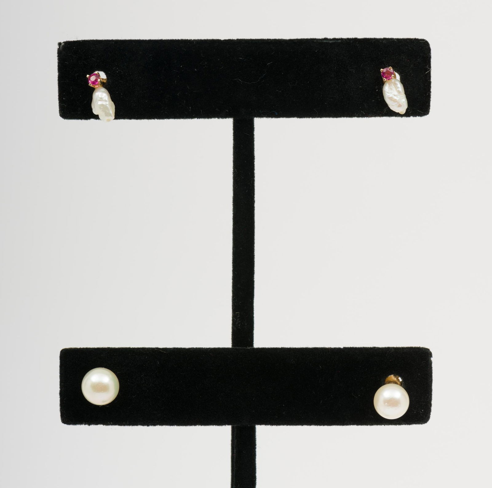 2 Pairs 14K Gold and Pearl Earrings (1 of 5)