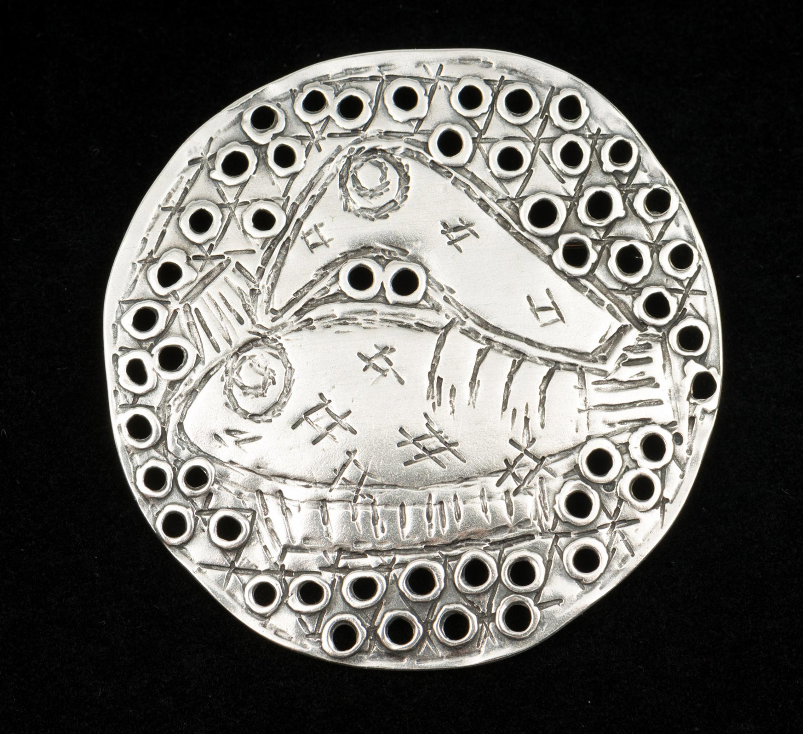 Silver Pin/Pendant: 2" diam. Unmarked. EK/ML IMPORTANT: Before bidding, please read the terms and conditions. When you registered for the auction you agreed to these terms and will be required to comply with them.