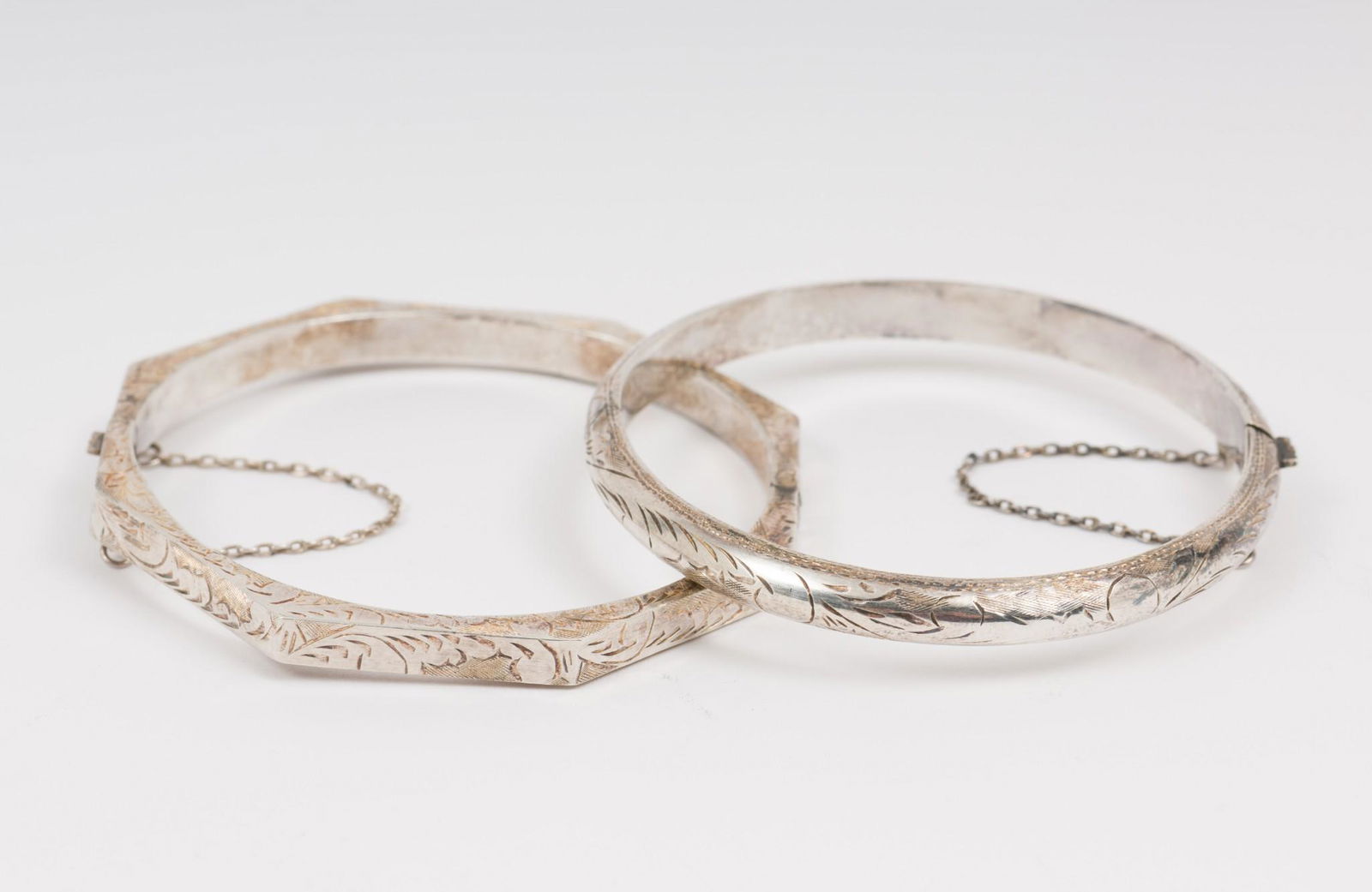 2 Sterling Bangle Bracelets (1 of 5)