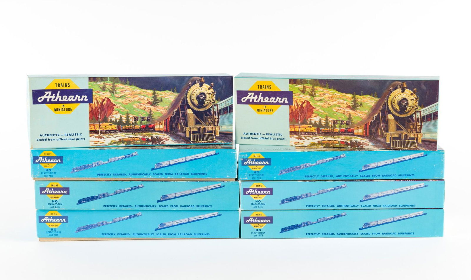 8 Athearn HO PRR Streamliner Cars: Includes 1 & 2) Two 1812 Coaches, 3) 1802 Railway Post Office, 4 & 5) Two 1822 Vista Domes, 6) 1792 Dining Car, 7) 1782 Baggage Car, 8) 1832 Observation Car. All appear to have been run. AJ. IMPORTANT