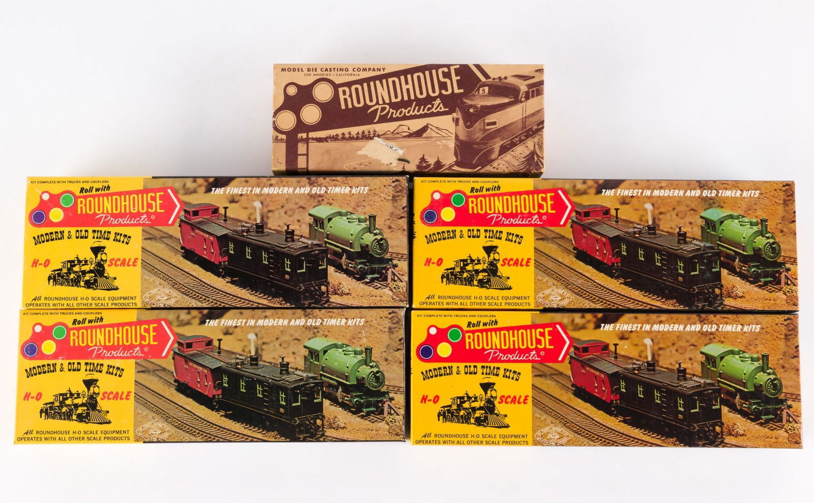 5 Roundhouse HO Train Cars Incl Harriman Style B&O (1 of 2)
