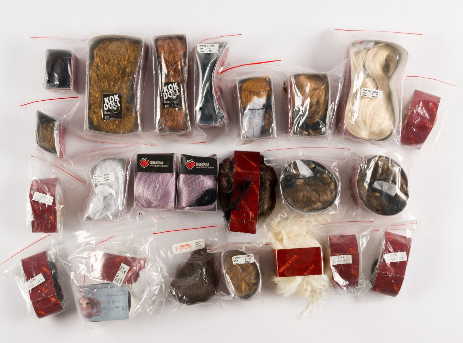 24 Doll Wigs Incl. EdenDoll (1 of 5)