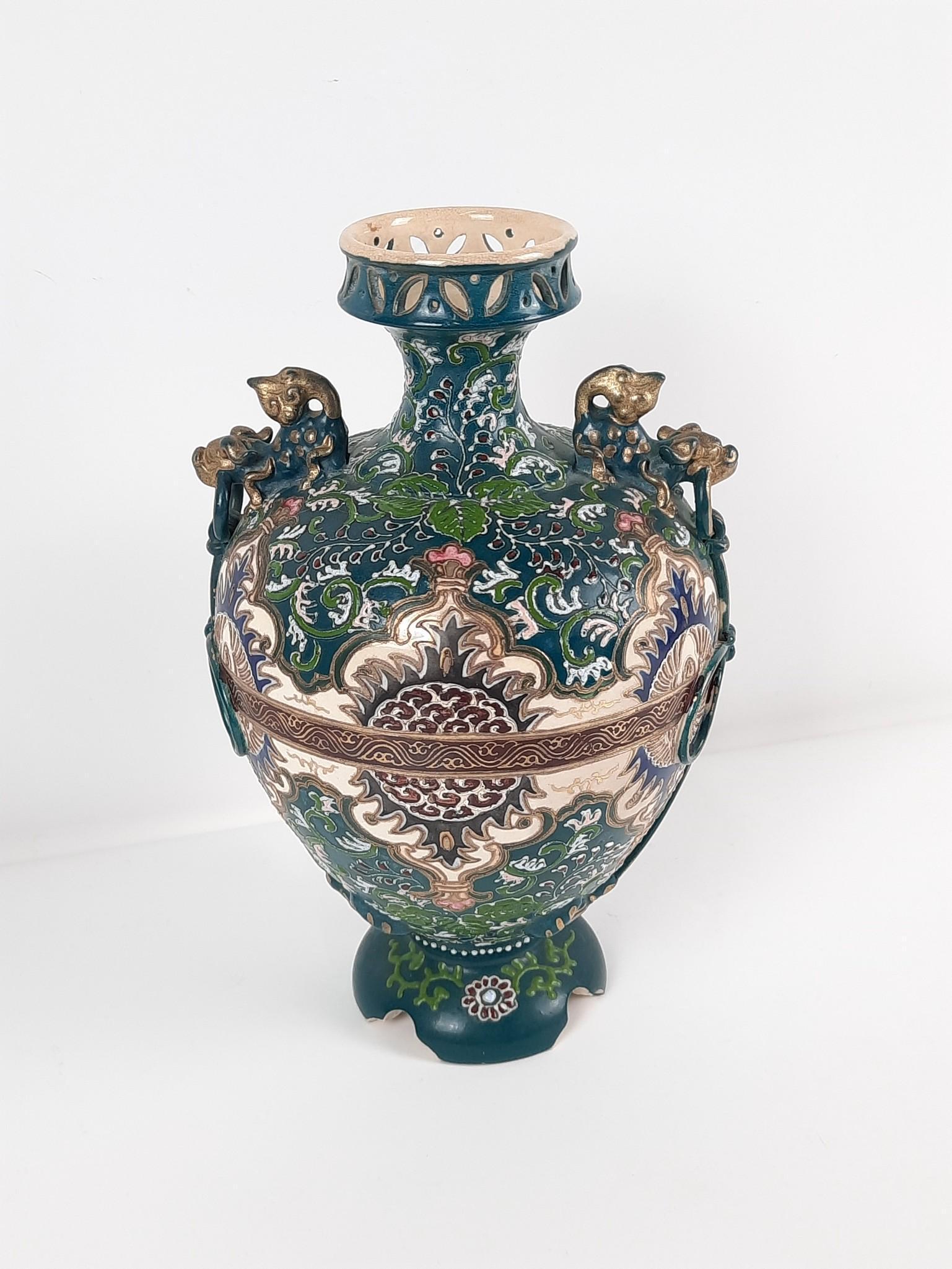 Satsuma Ceramic Vase with Foo Dog Handles (1 of 4)
