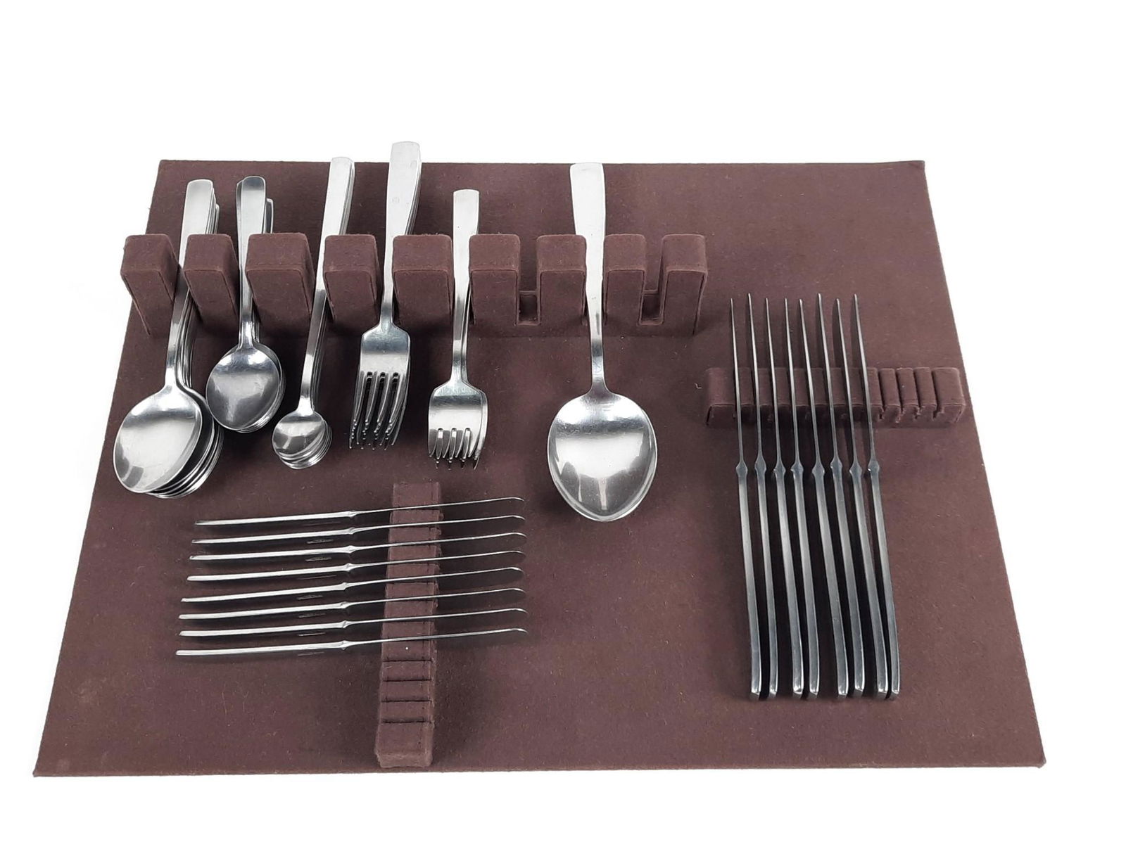 52 Pcs Gense Stainless Flatware (1 of 3)