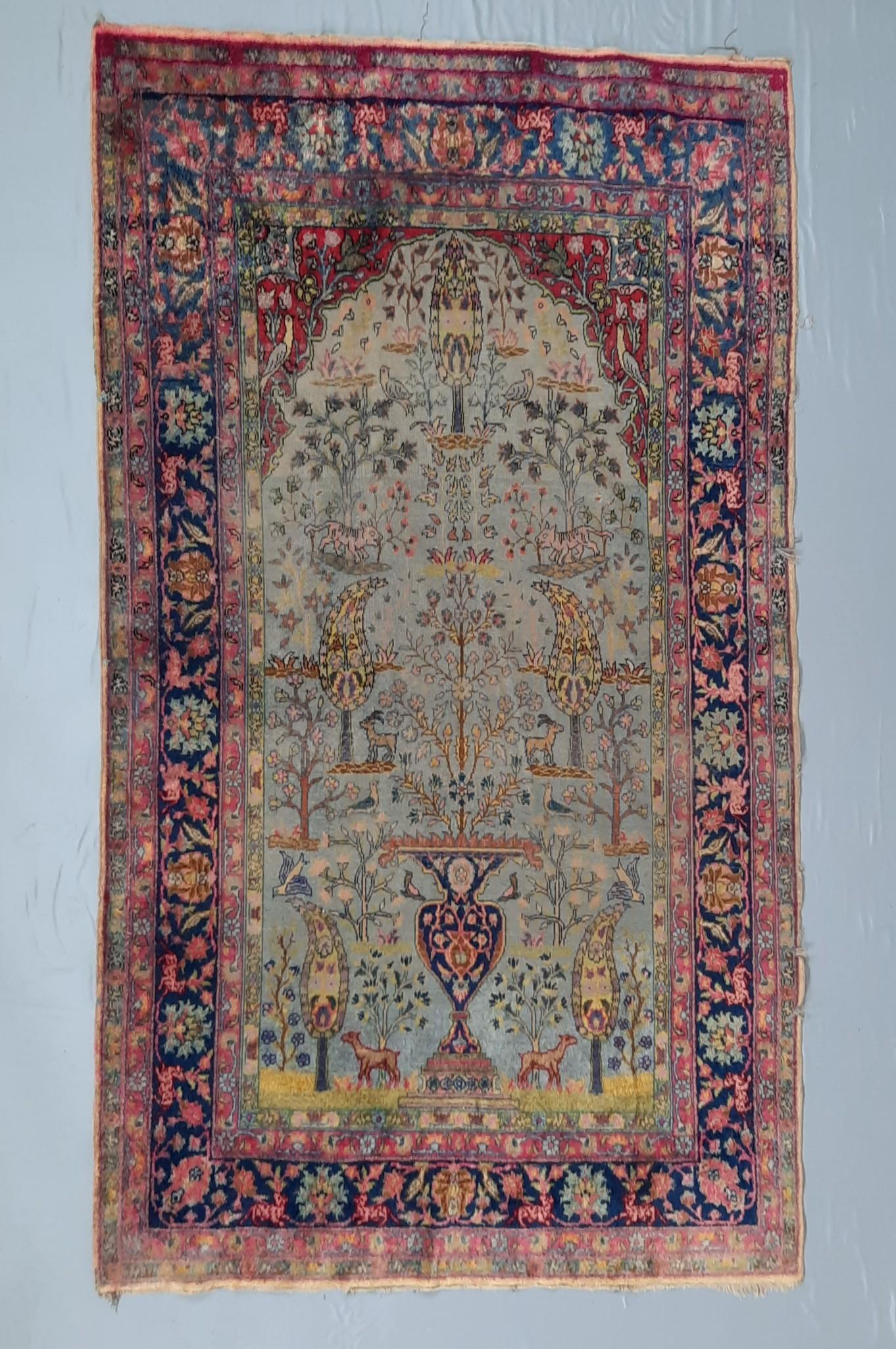 Tabriz Prayer Rug (1 of 5)