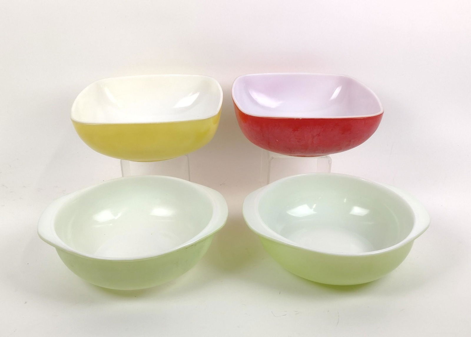 4 Pyrex Bowls: 9-1/2" to 10" diameter X 3" to 3-1/4" high. MEG Provenance: From the estate of Mary Trost who last resided in the multi generational family home located in Clarks Valley, Dauphin (Harrisburg) Pennsylv